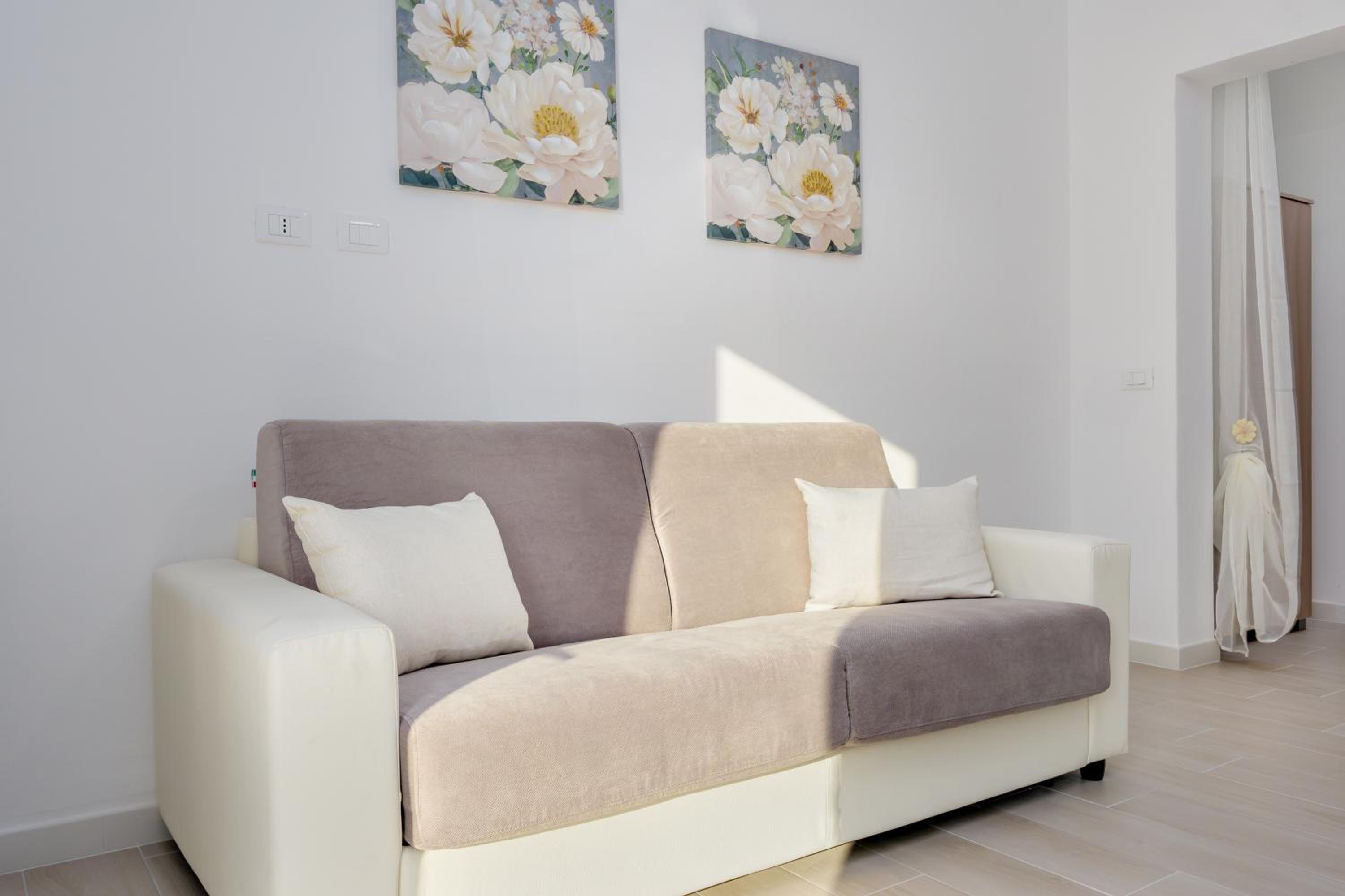 One-Bedroom House photo 3