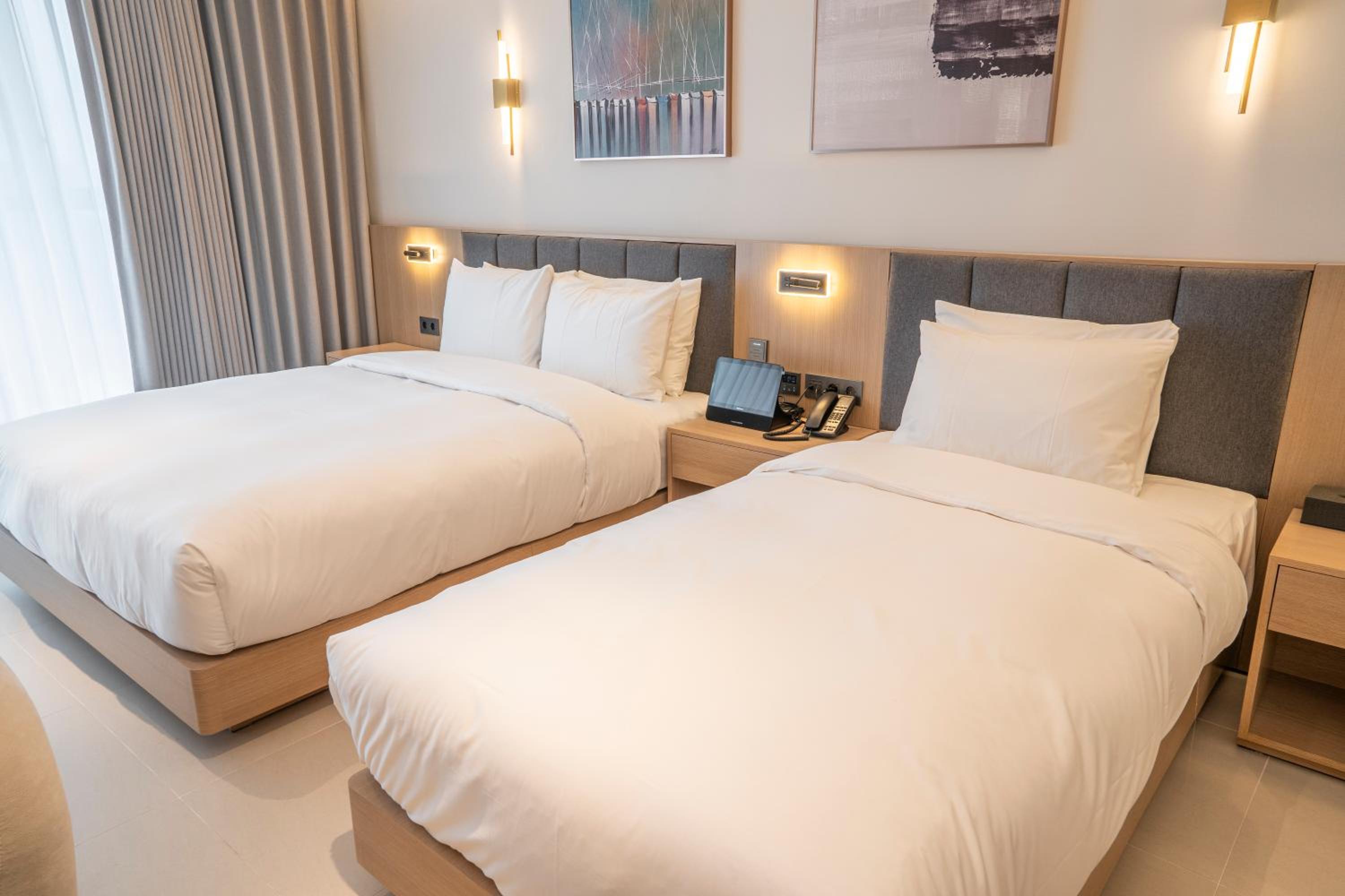 Standard Twin Room with Half-ocean View - Free Breakfast for 1 person - Photo 1