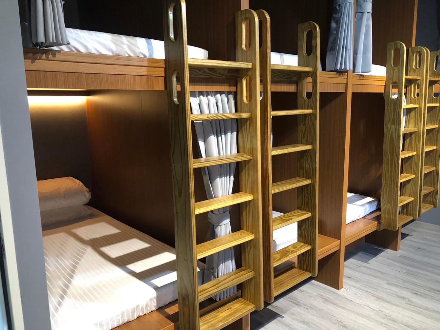 Single Room With Shared Shower And Toilet photo 1