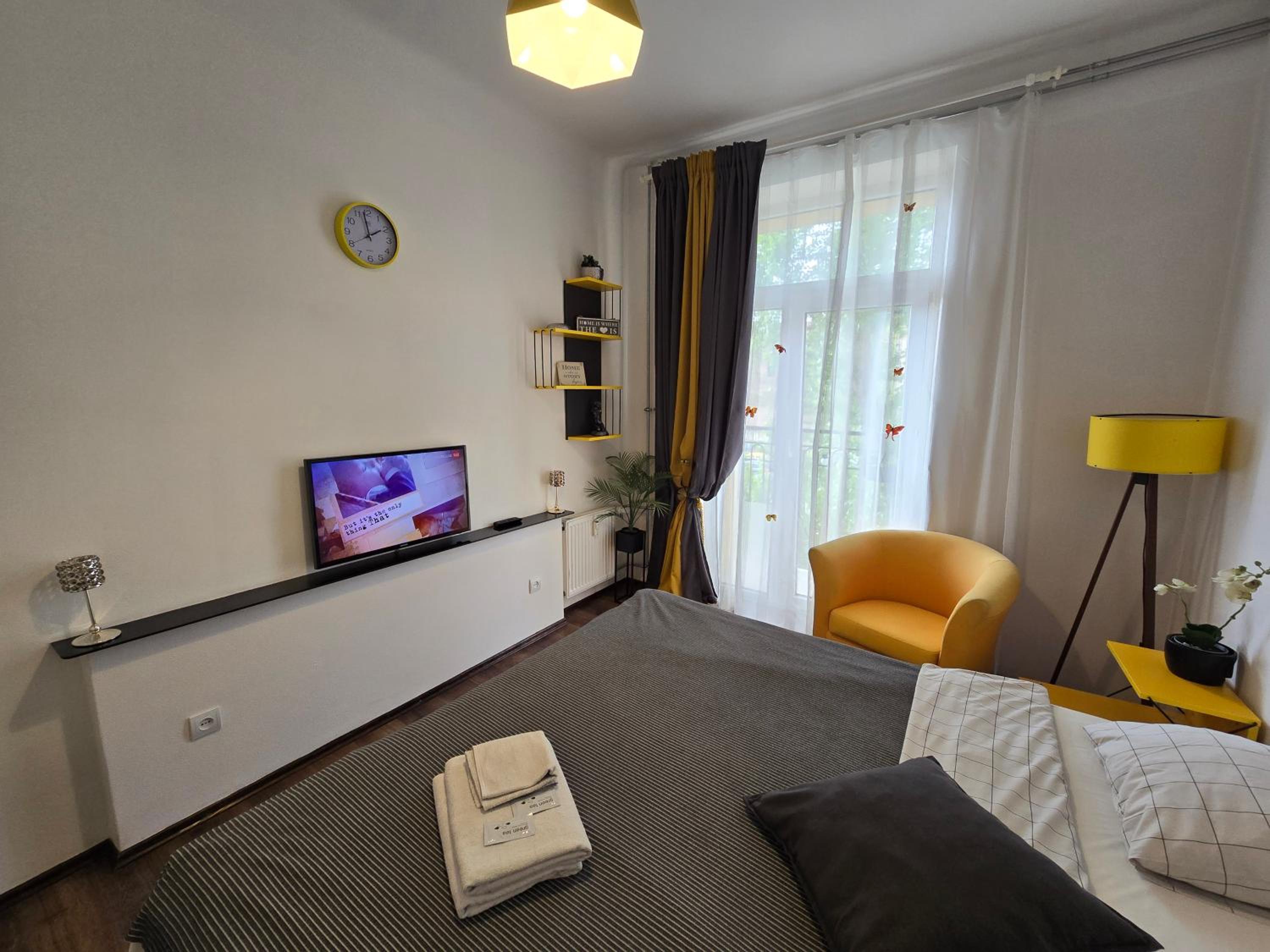 One-Bedroom Apartment photo 3