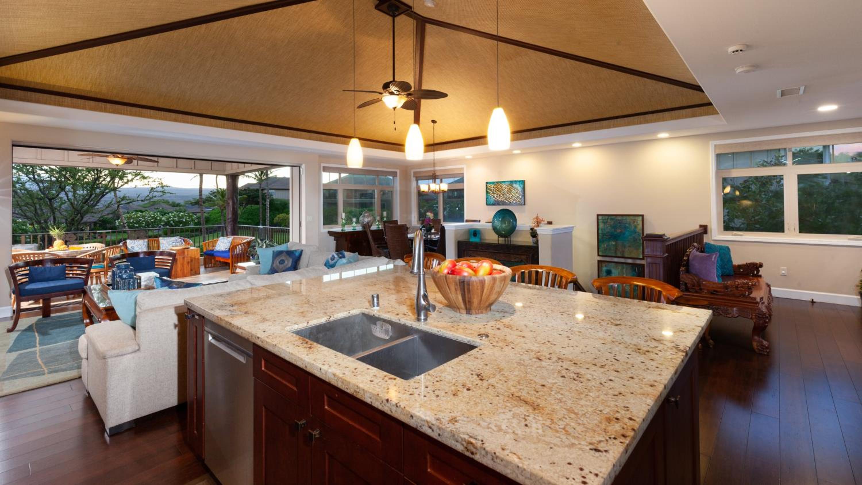 Four-Bedroom House photo 2