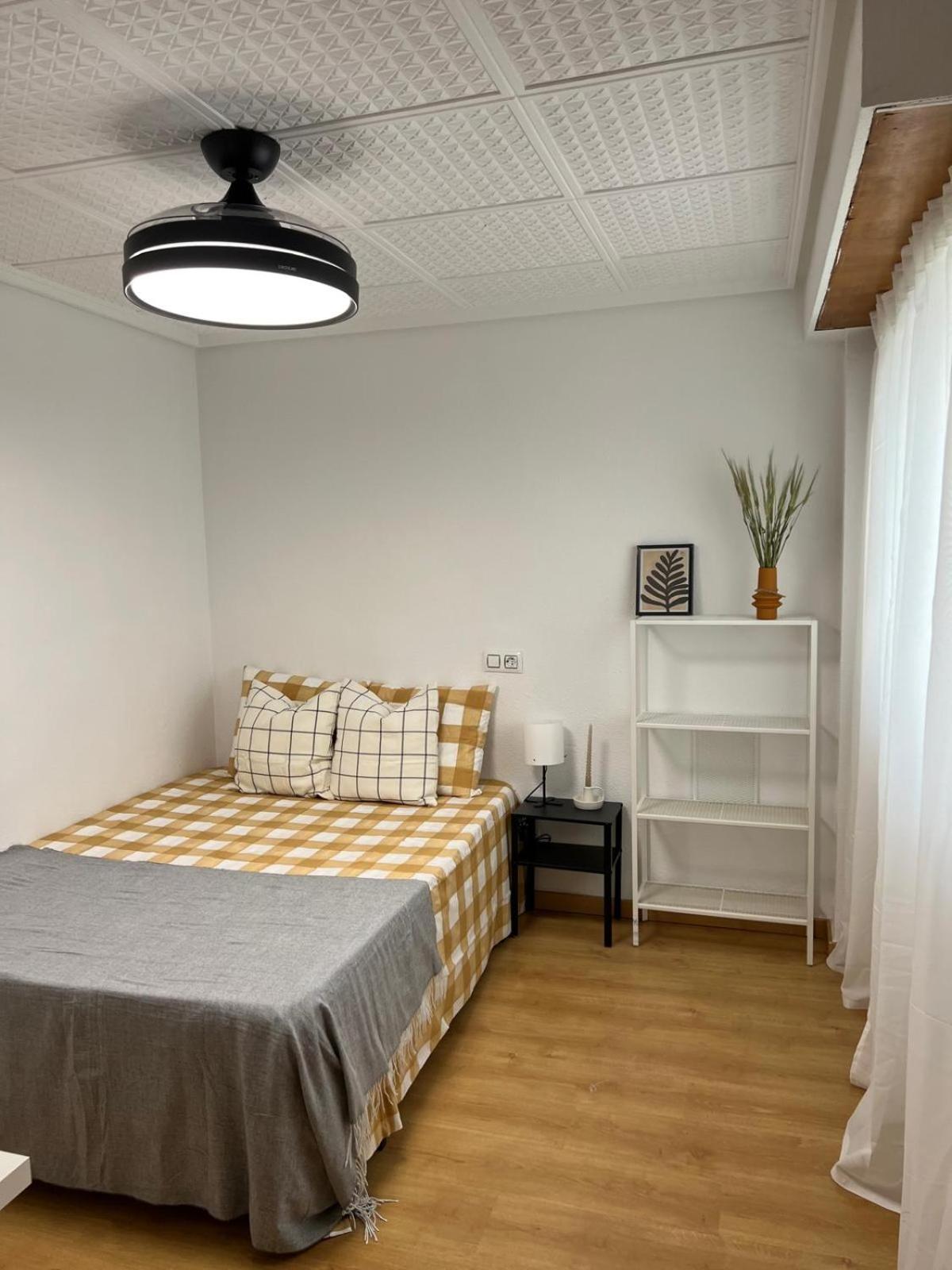 Habitación doble con baño compartido