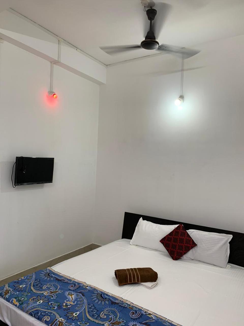 Triple Room With Private Bathroom photo 2