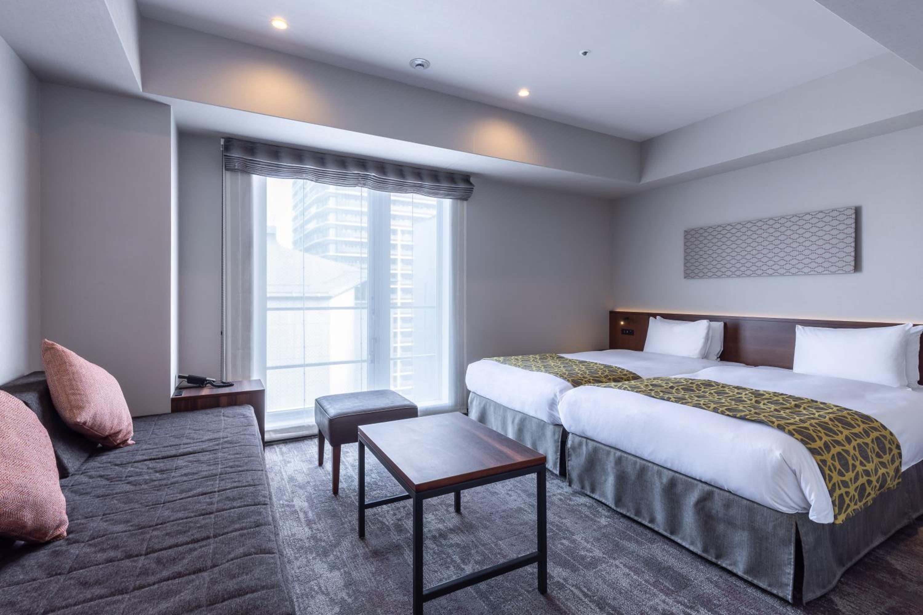 Deluxe Twin Room with Washing Machine