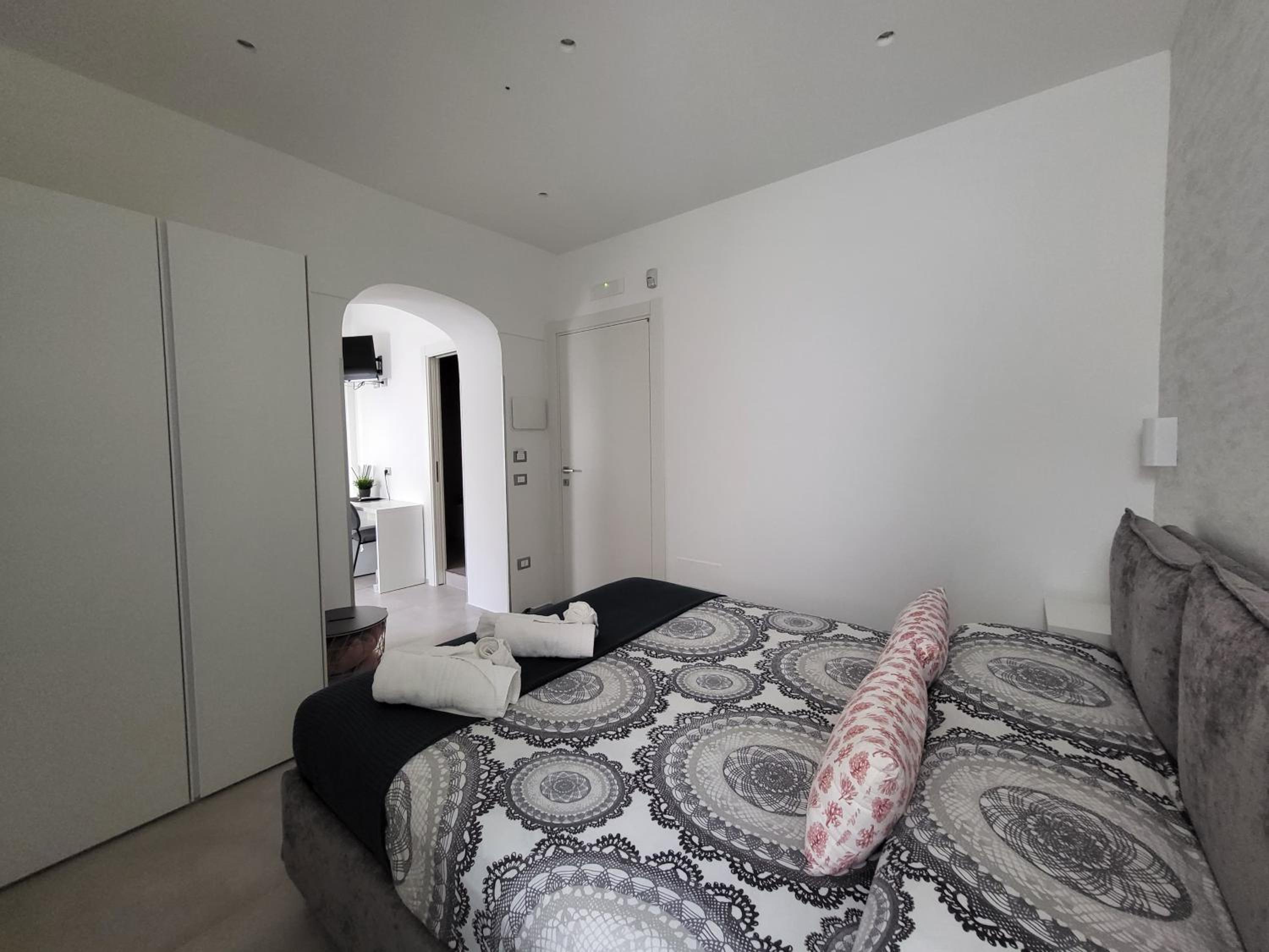 Family Room with Balcony photo 1