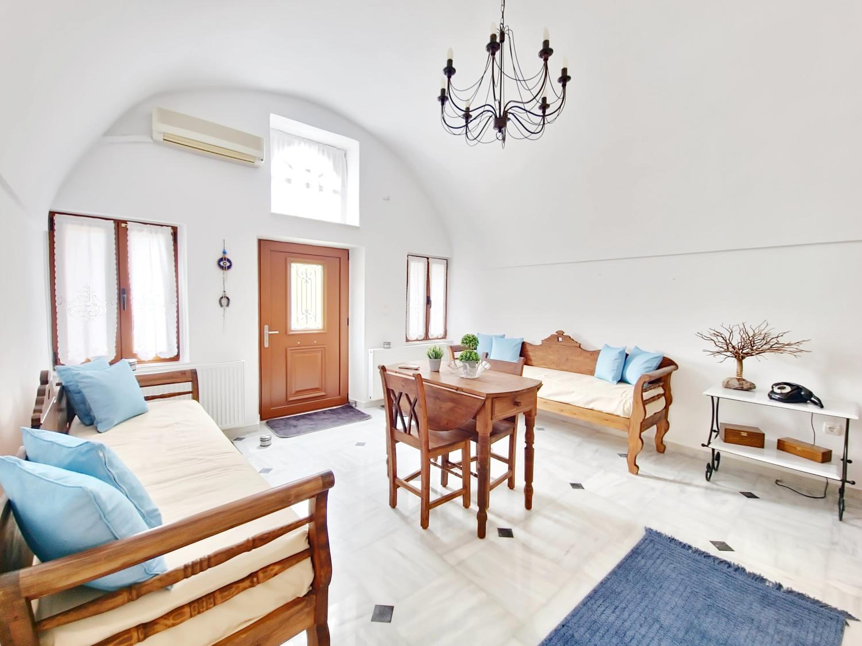 Three-Bedroom House photo 1