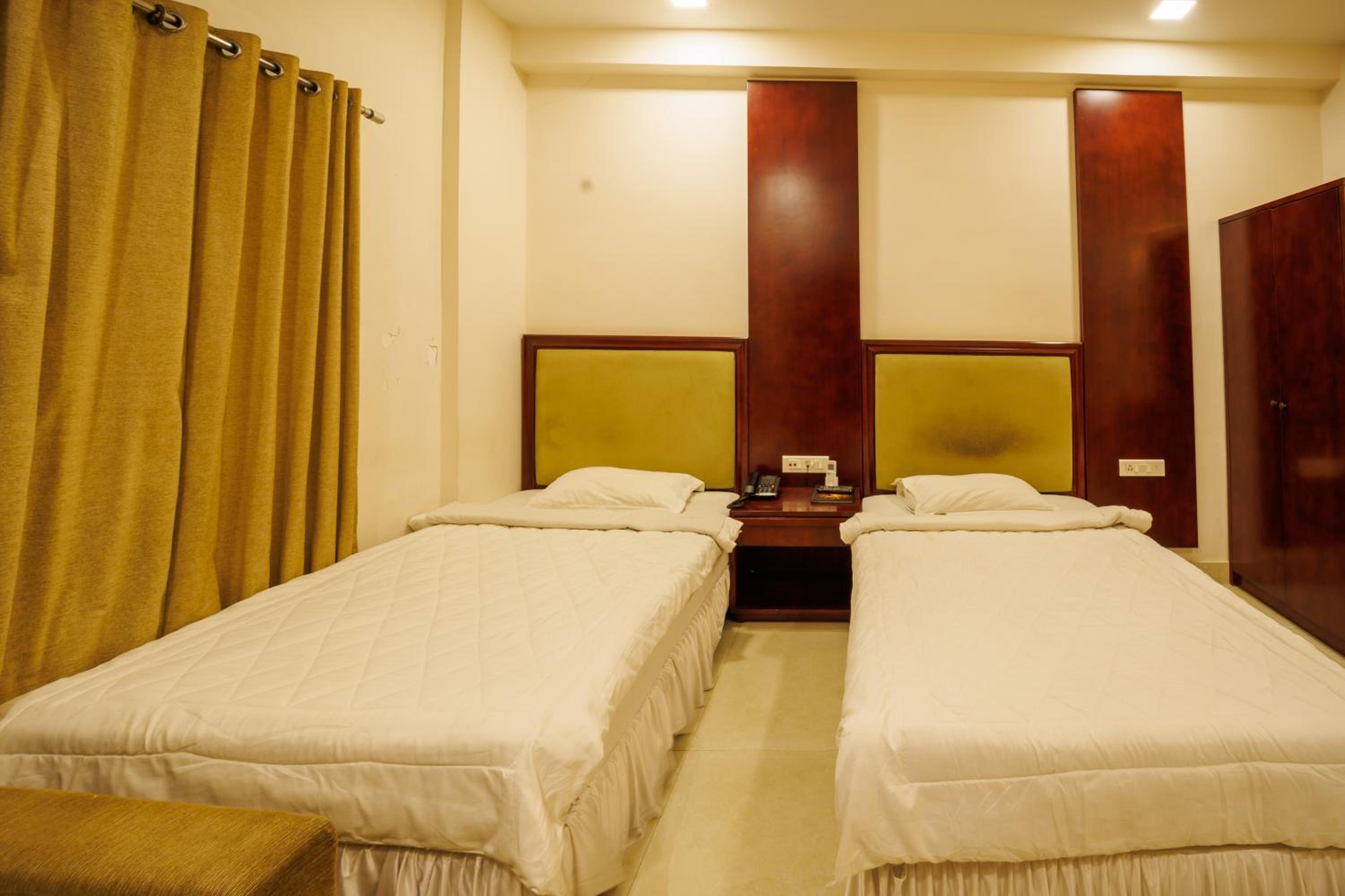 Deluxe Twin Room photo 1
