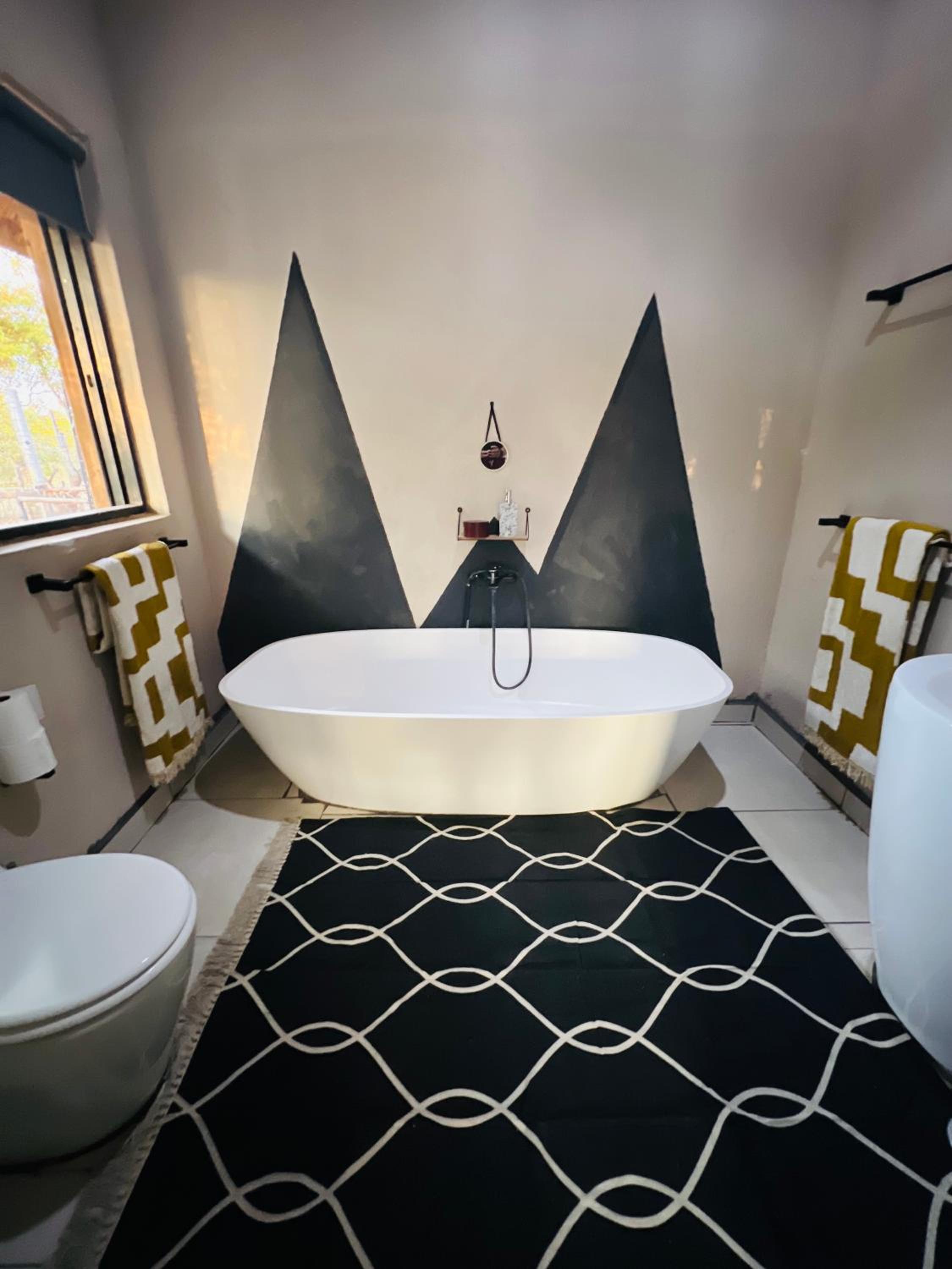 Deluxe Double or Twin Room with Pool Access - Photo 12