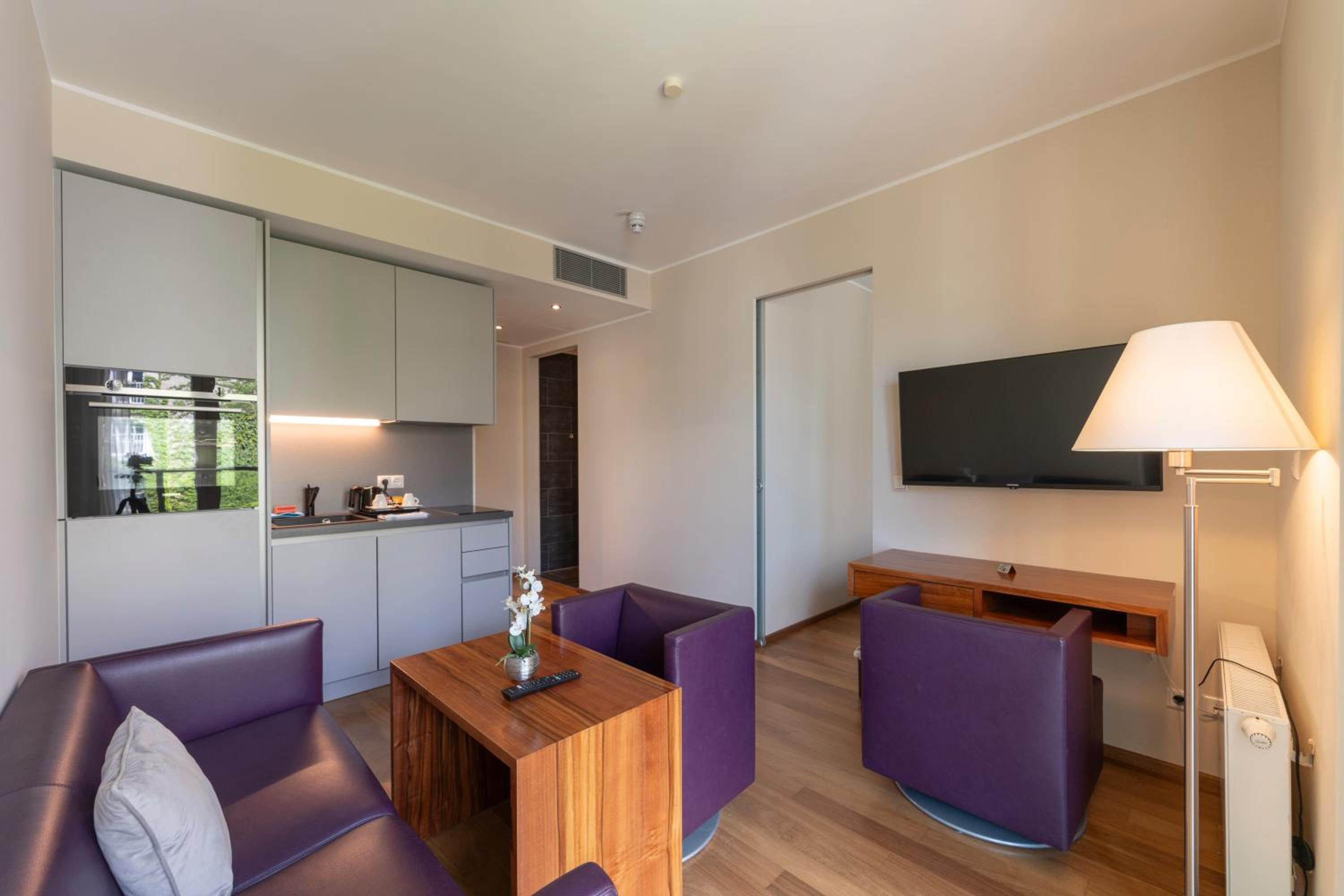 One-Bedroom Apartment with Balcony