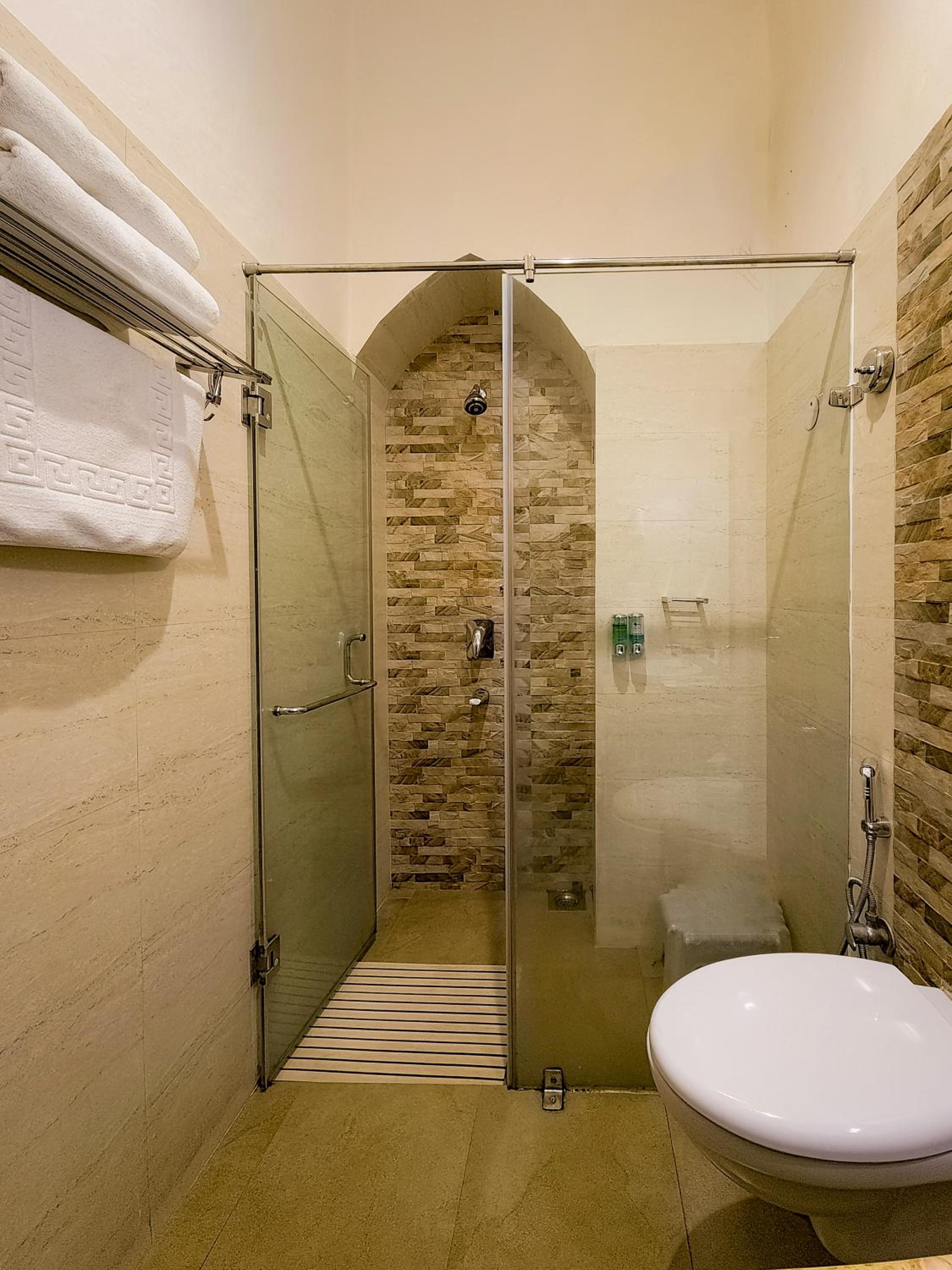 Deluxe Double Room - Photo 4