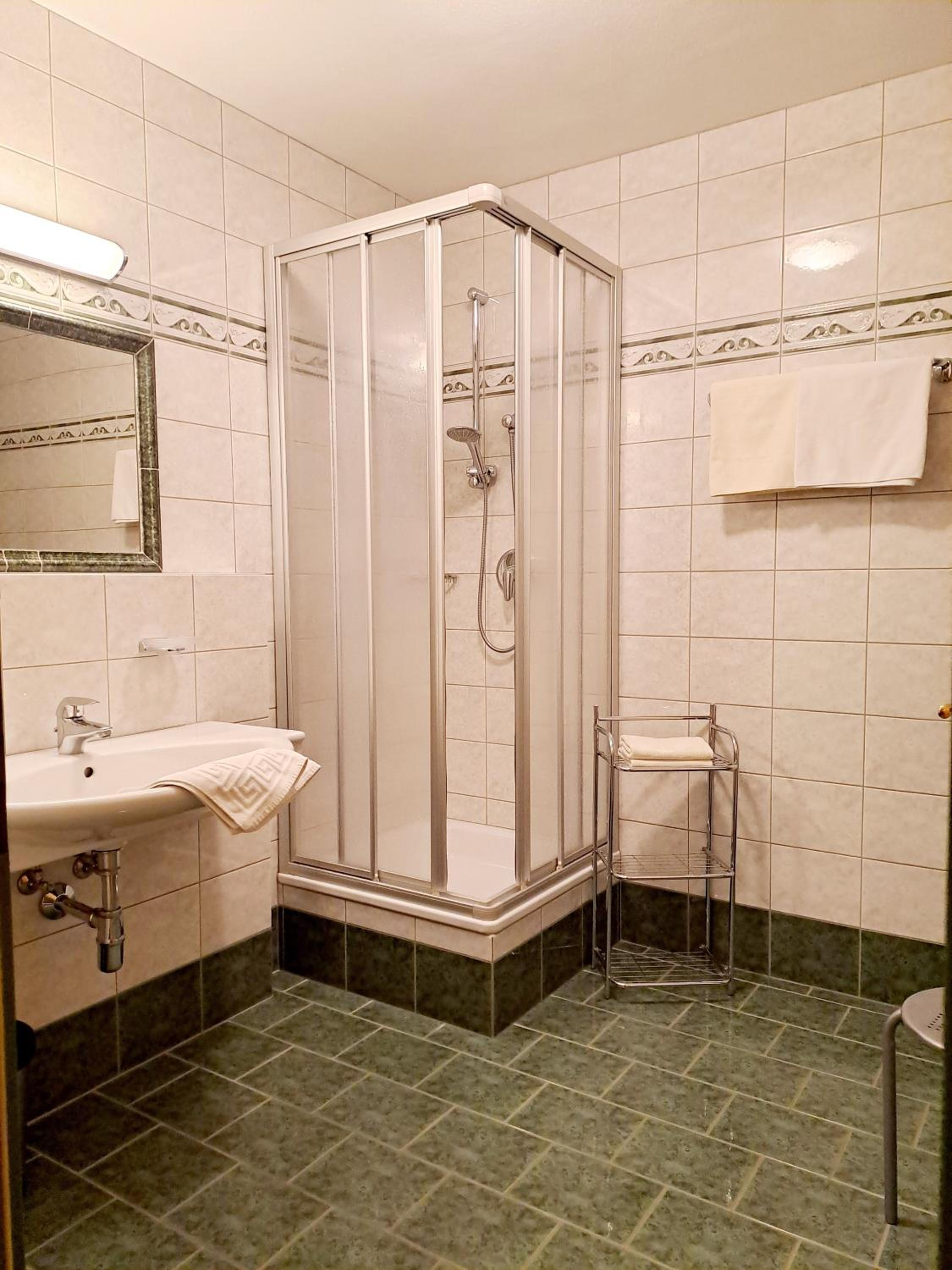 Two-Bedroom Apartment with Balcony 2 photo 2
