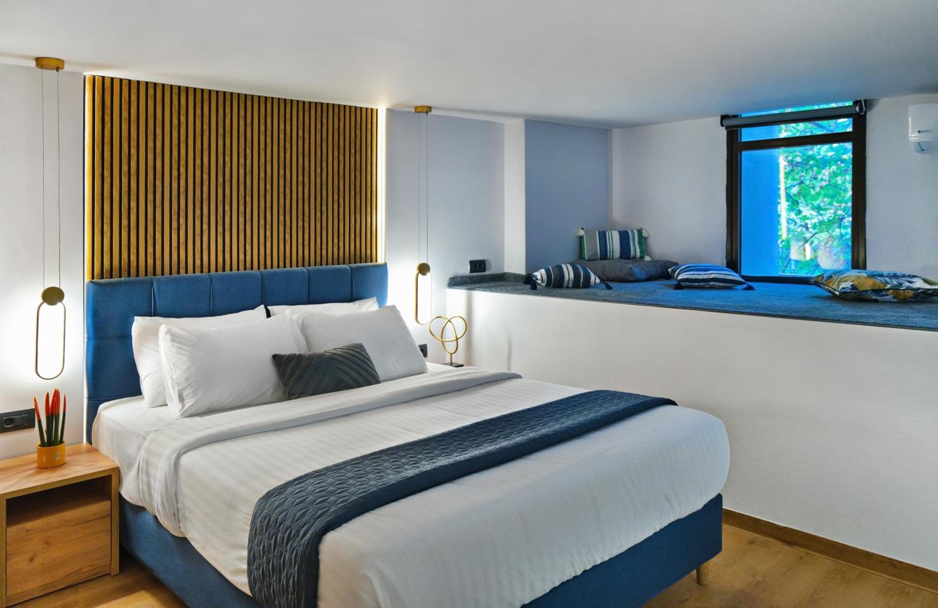 Cocoon Room