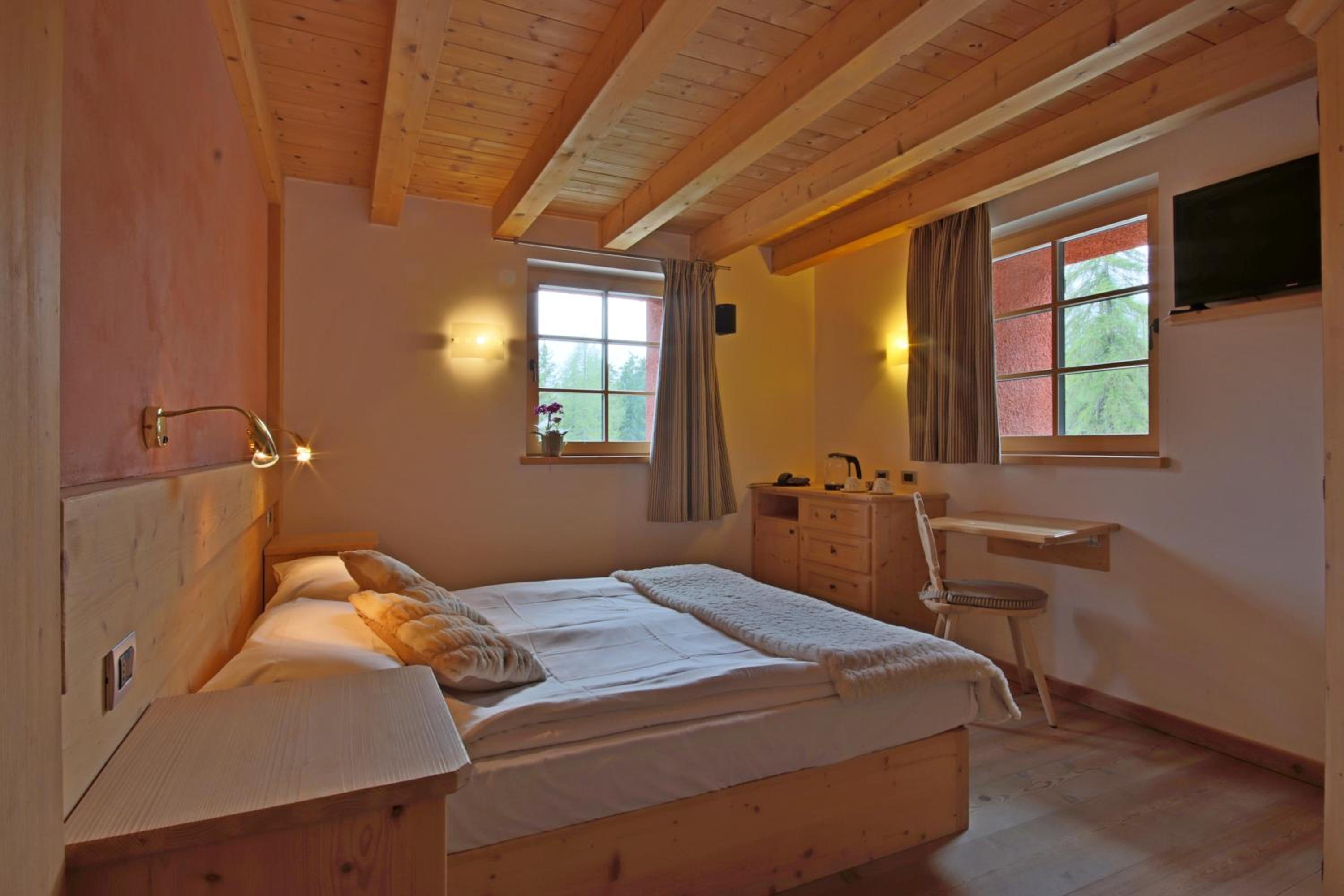 Economy Double or Twin Room photo 2