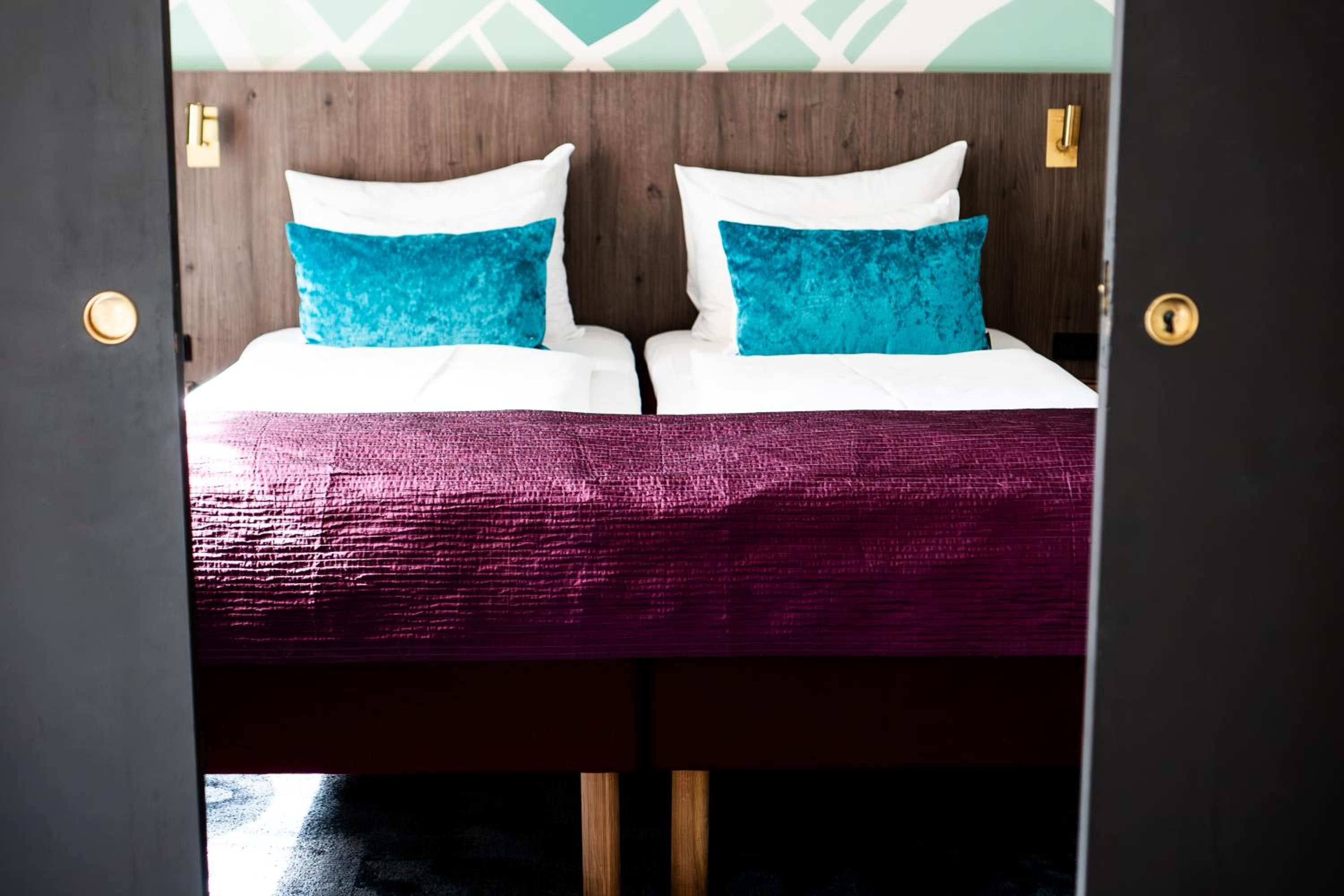 Classic Twin Room - Photo 1