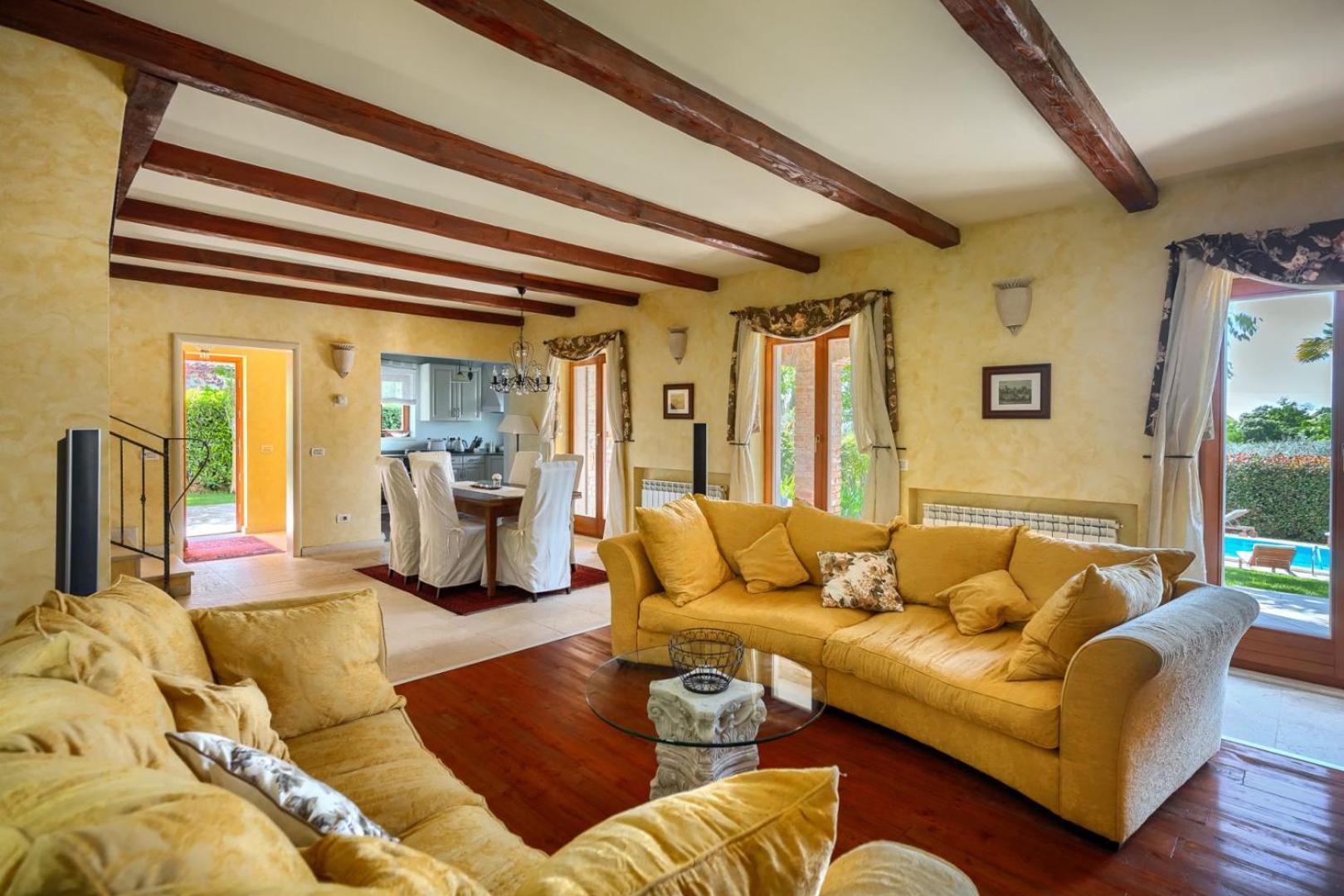 Villa with Private Pool photo 1