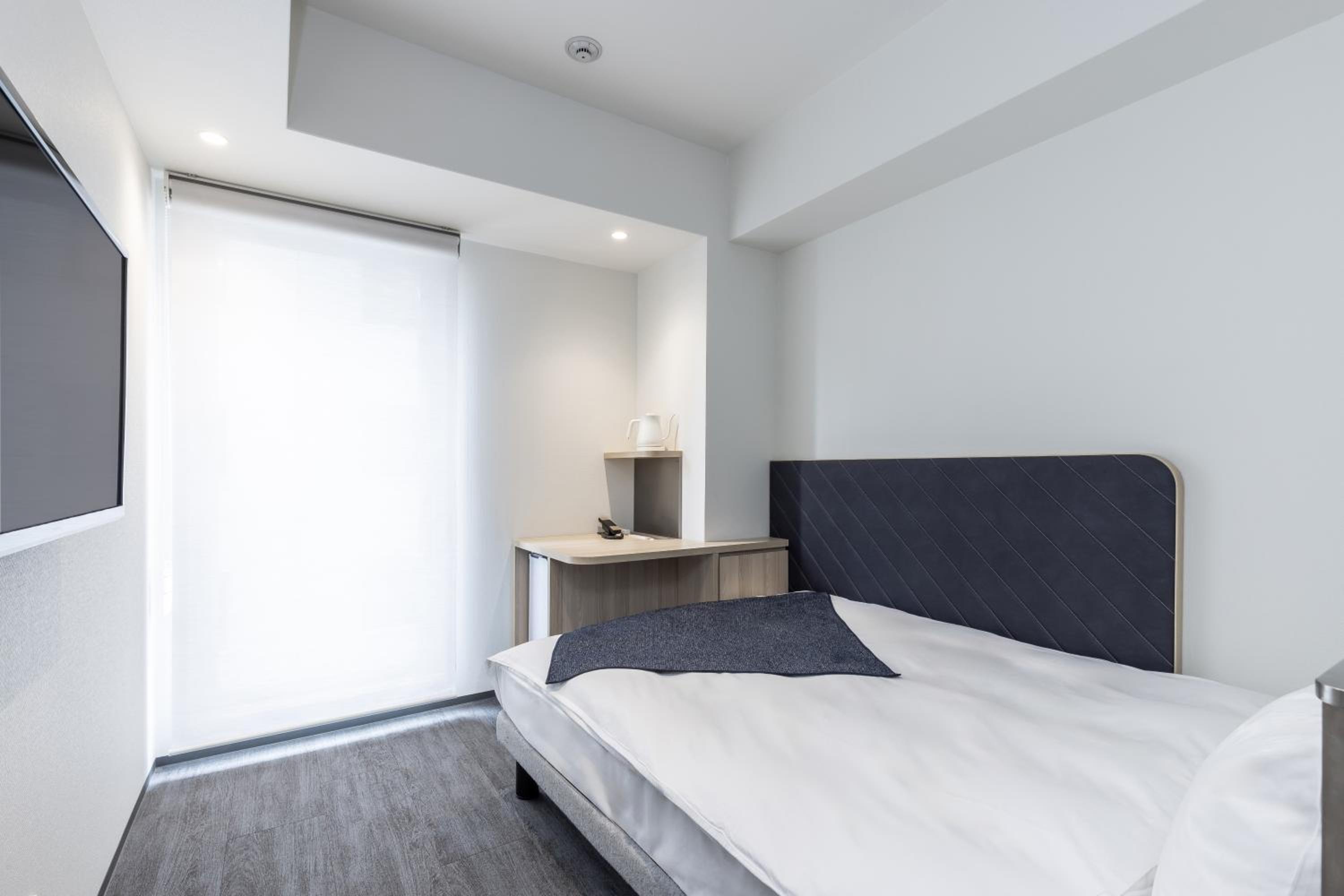 Economy Double Room with Small Double Bed and Shower