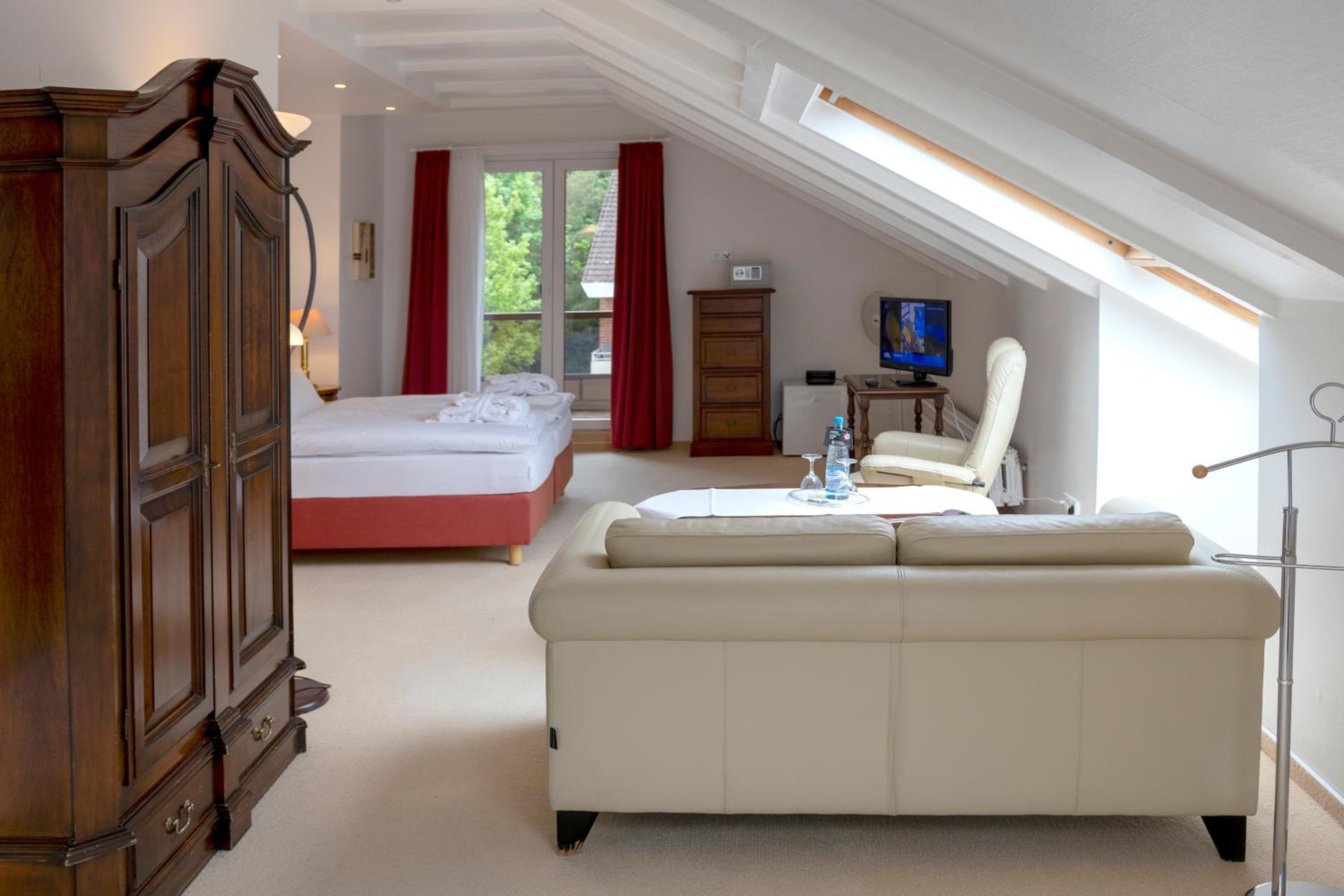 Double Room with Balcony photo 2