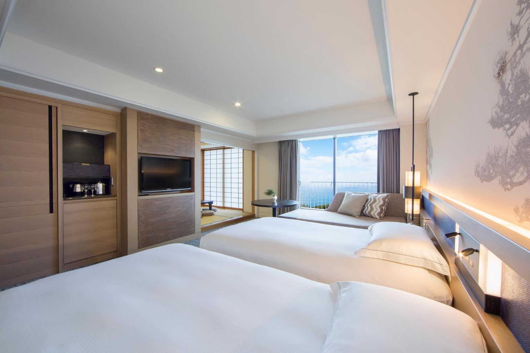 Deluxe Room with Tatami Area (6 Adults) - Photo 3