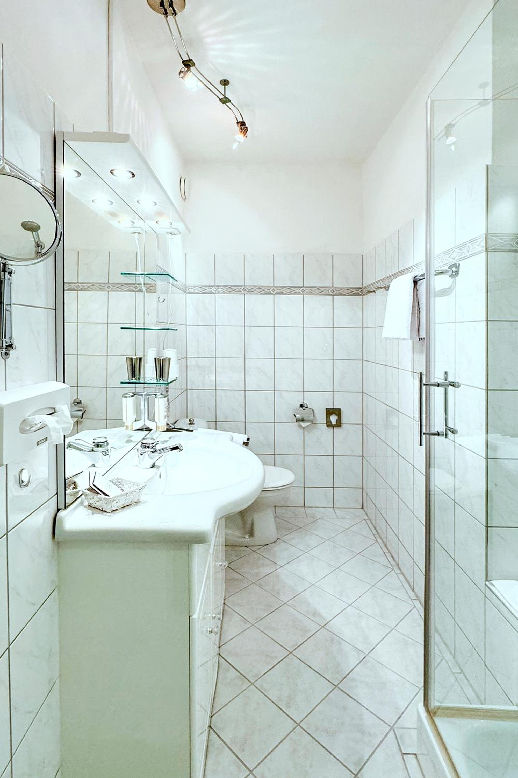 Single Room with Balcony photo 3