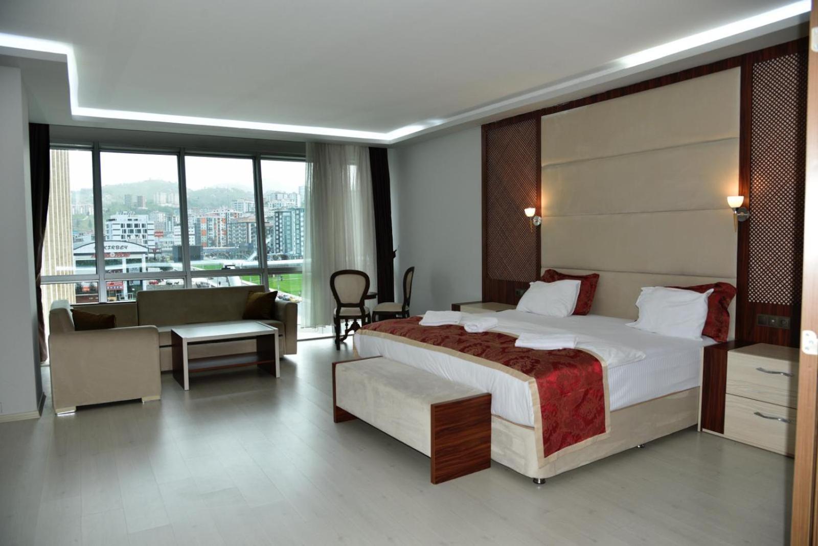 Superior King Suite