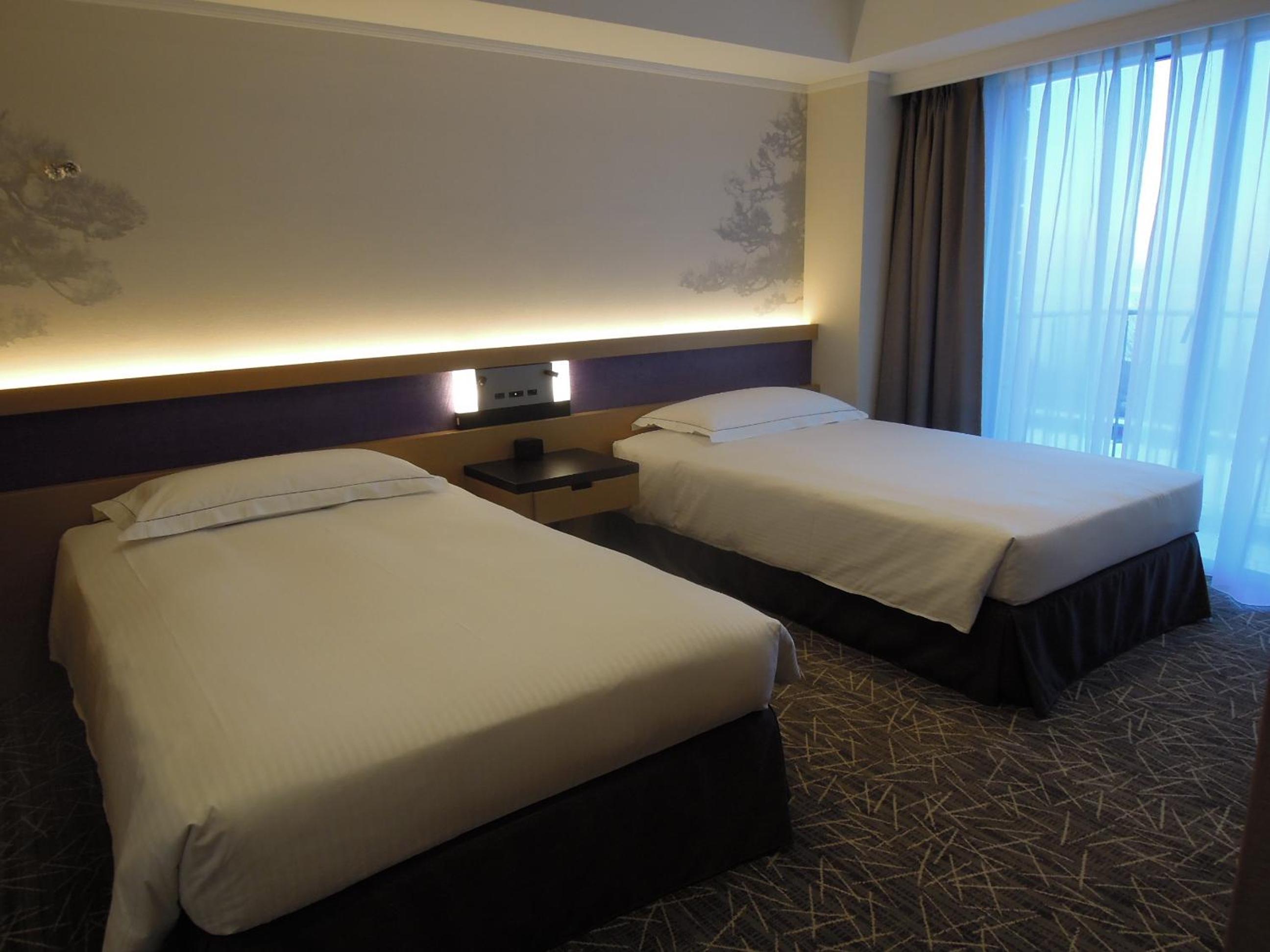 Twin Room - Photo 8