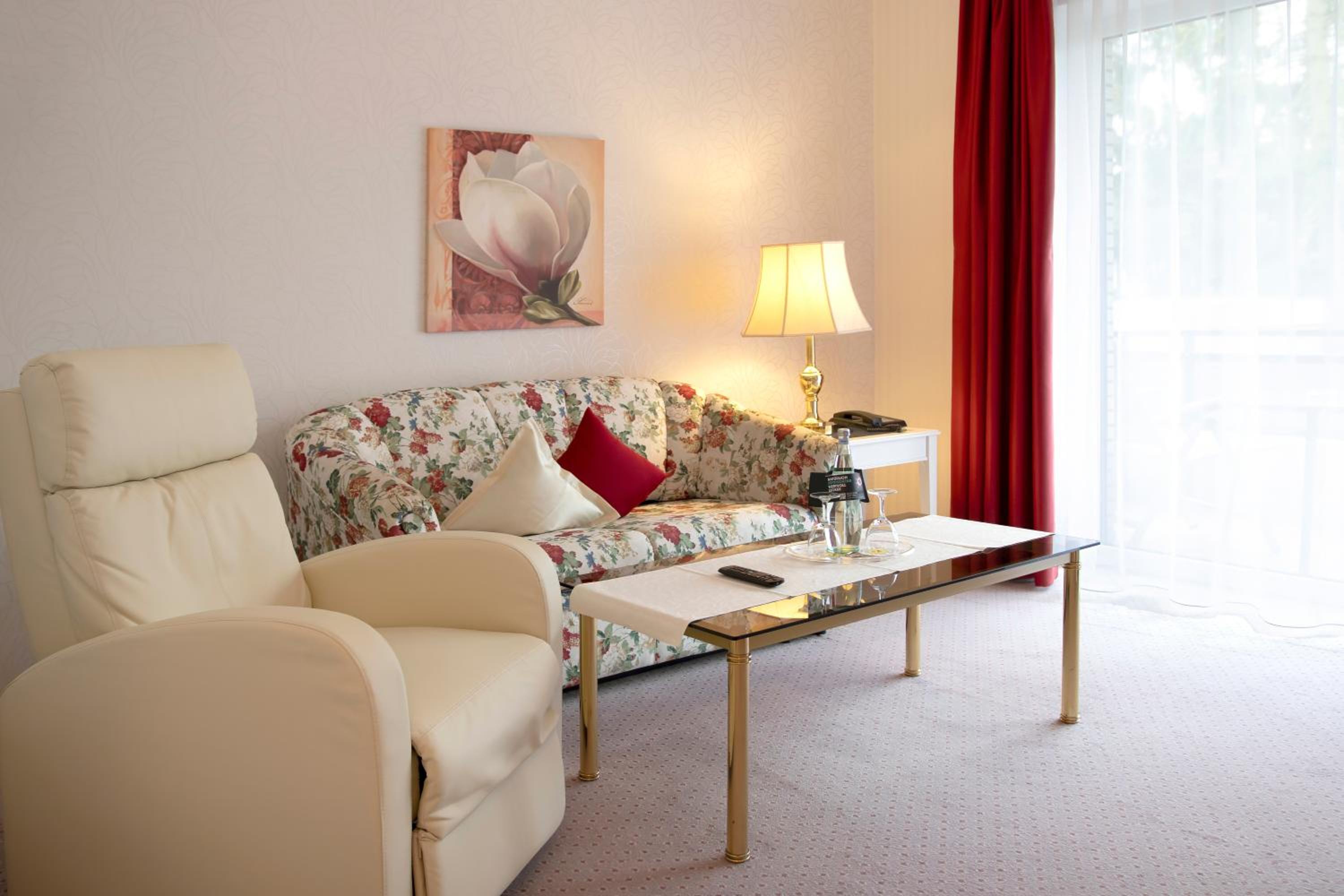 One-Bedroom Suite photo 3
