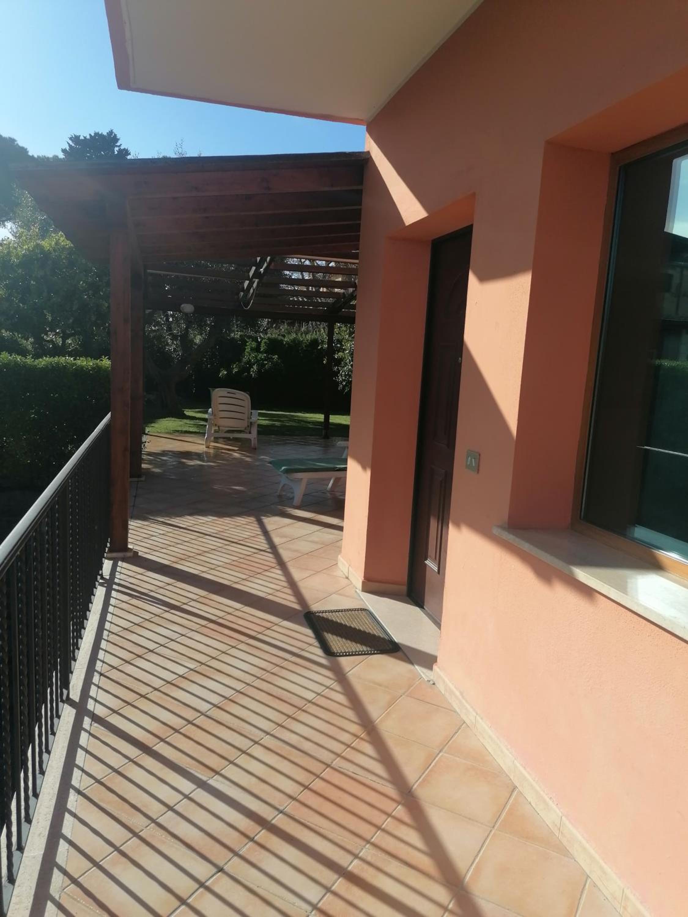Villa photo 3