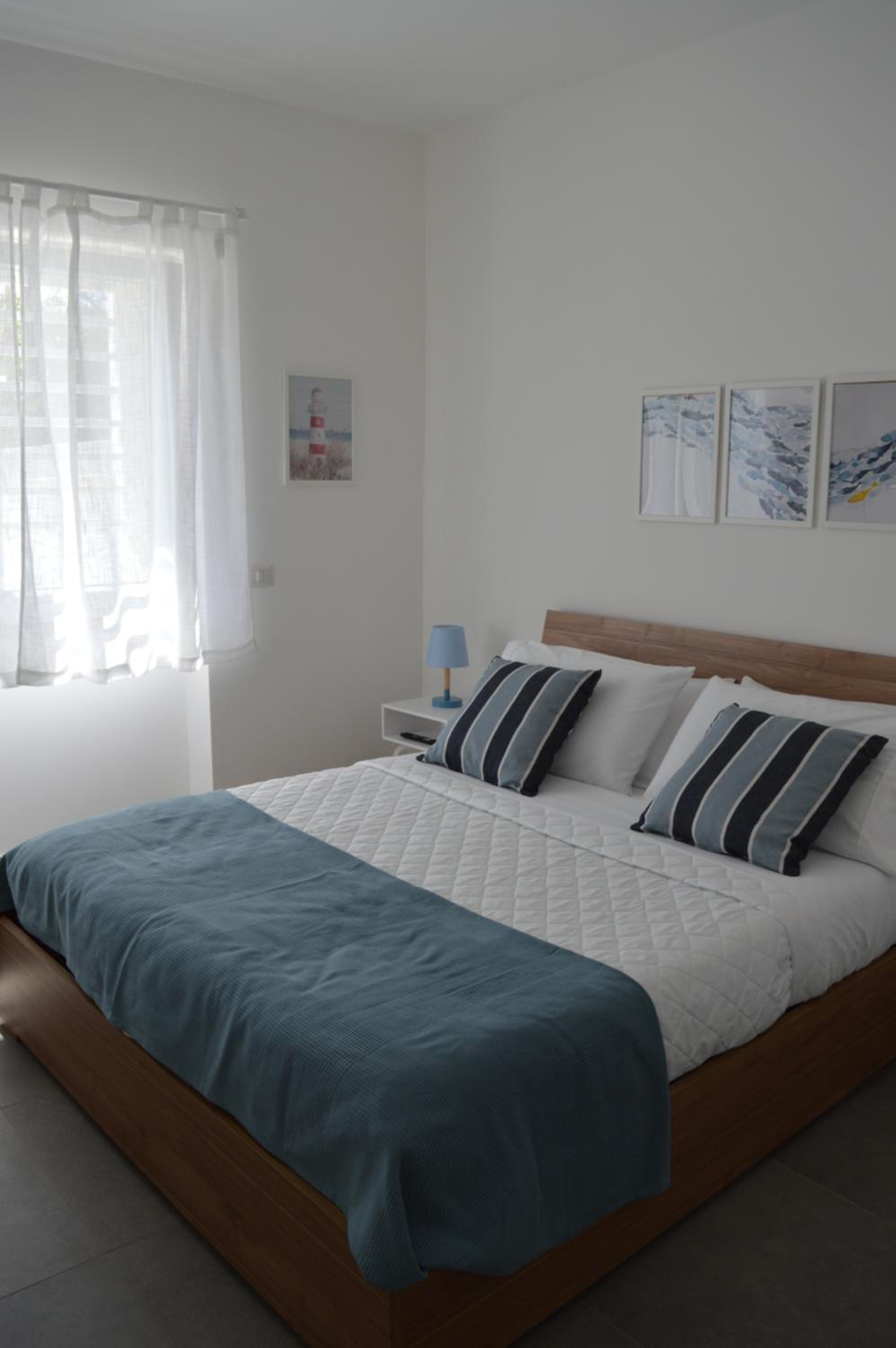 One-Bedroom House photo 1