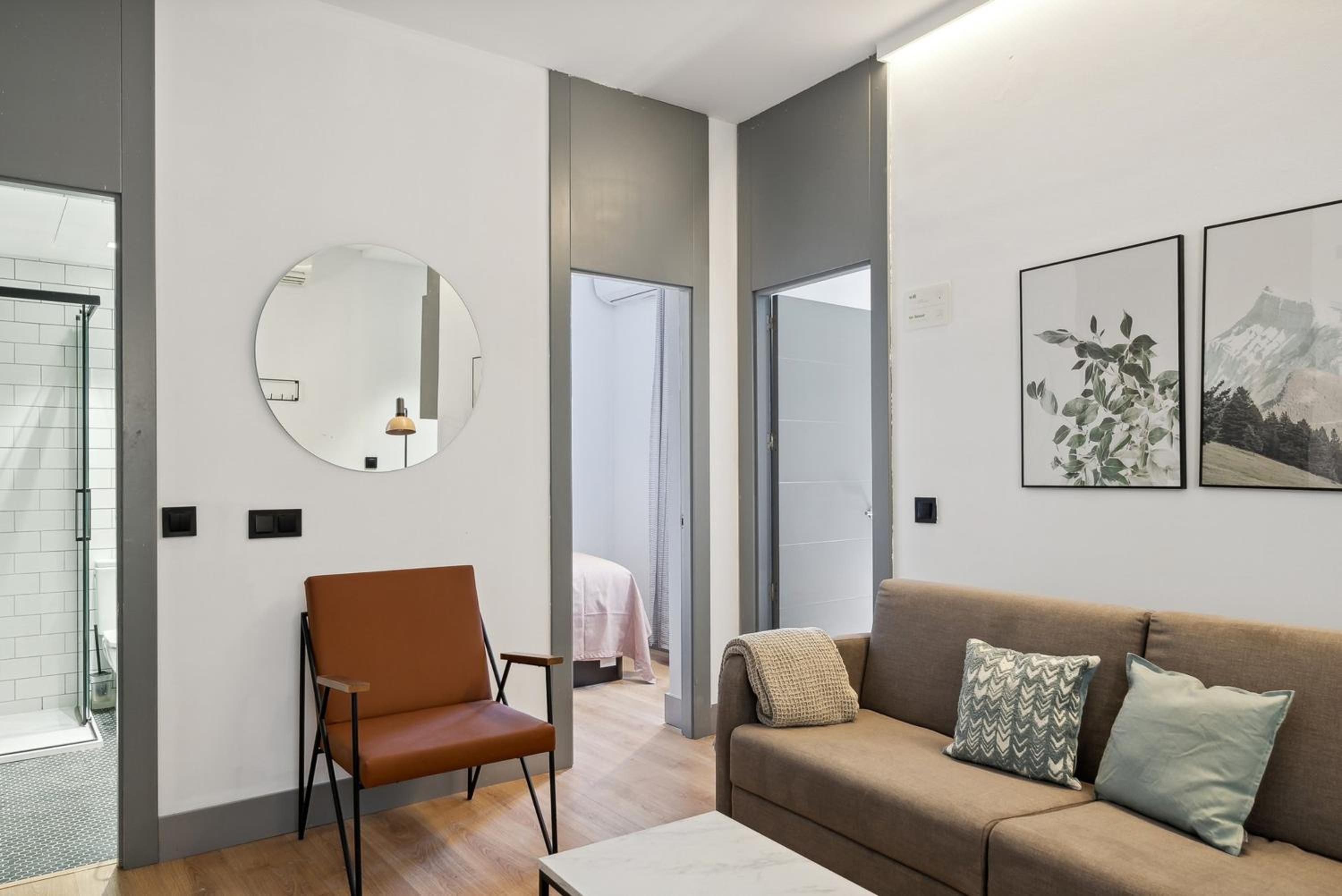 Two-Bedroom Apartment With Sofa Bed photo 3