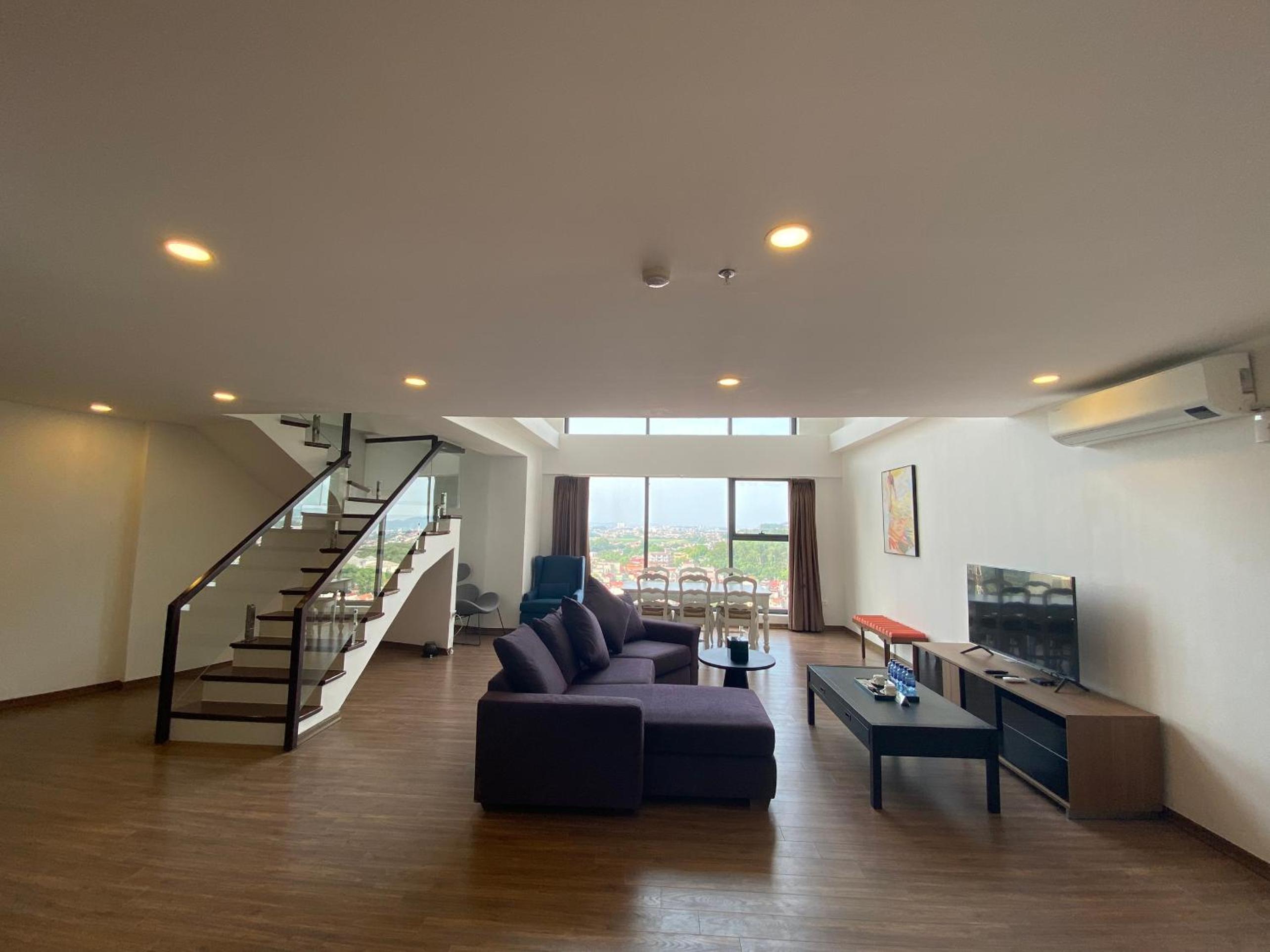 Three-Bedroom Premium Apartment photo 1
