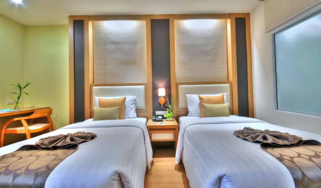 Deluxe Twin Room - Photo 2
