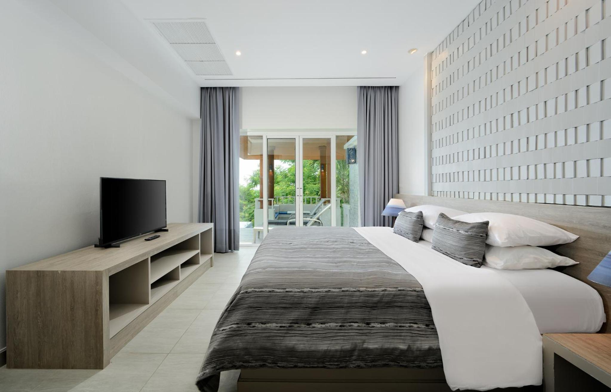 Two-Bedroom Pool Villa - Photo 2