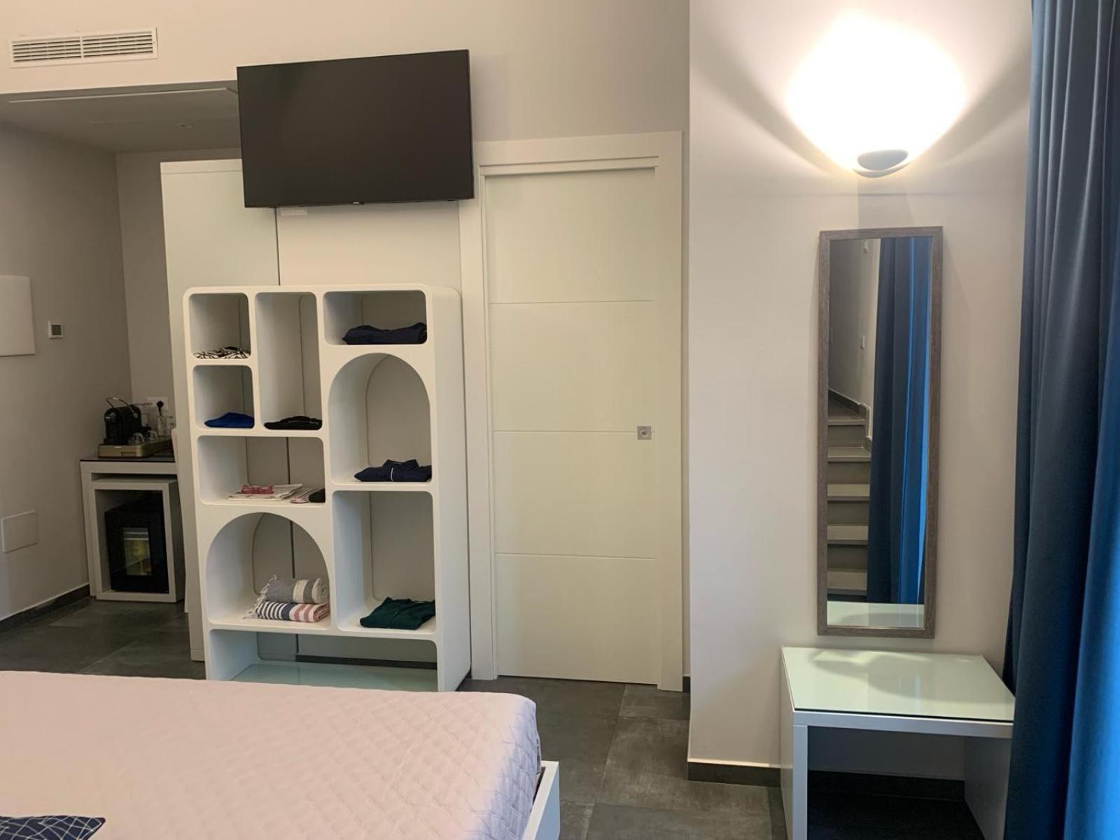 Classic Quadruple Room
