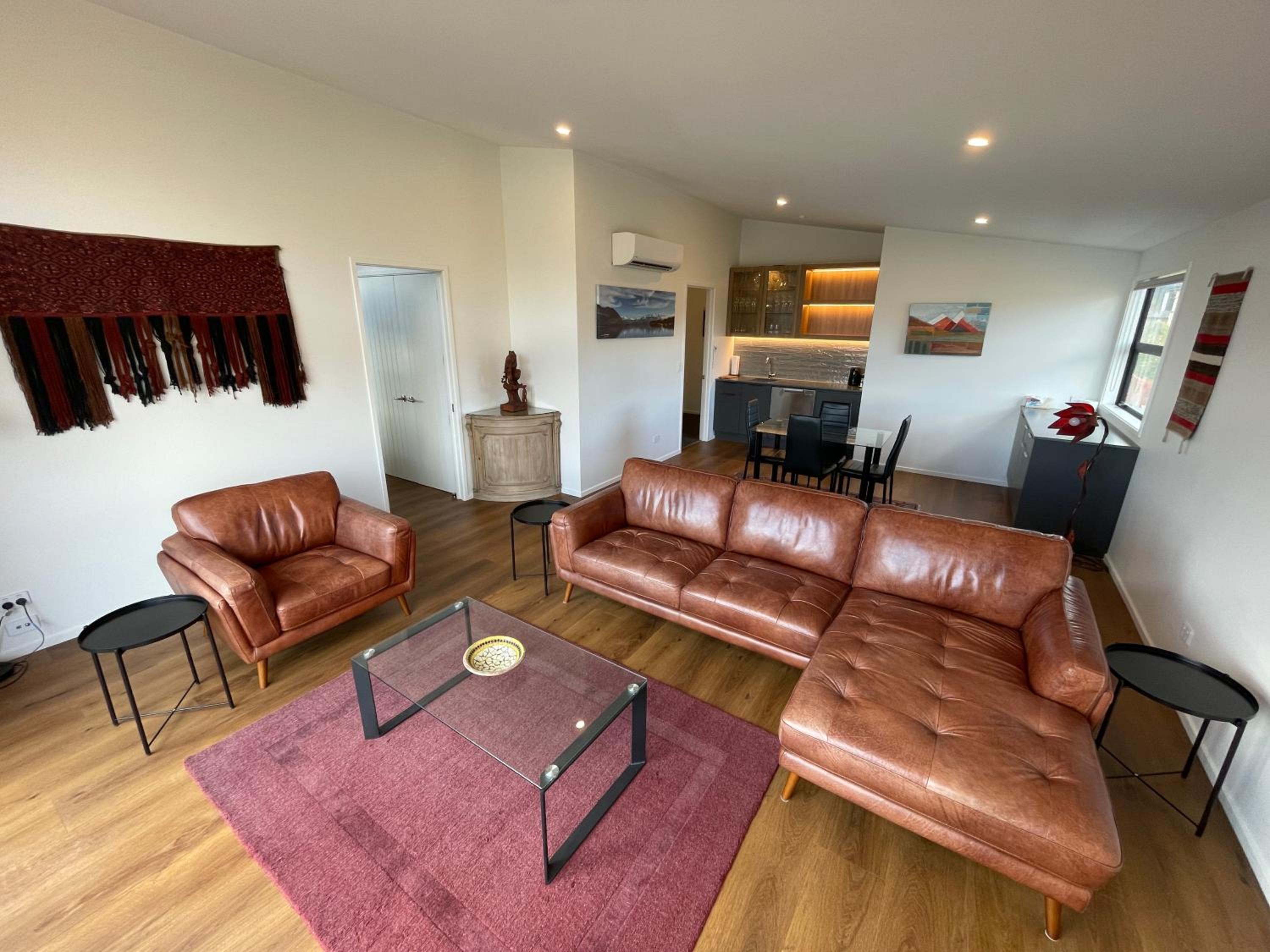 Two-Bedroom Apartment With Balcony photo 1