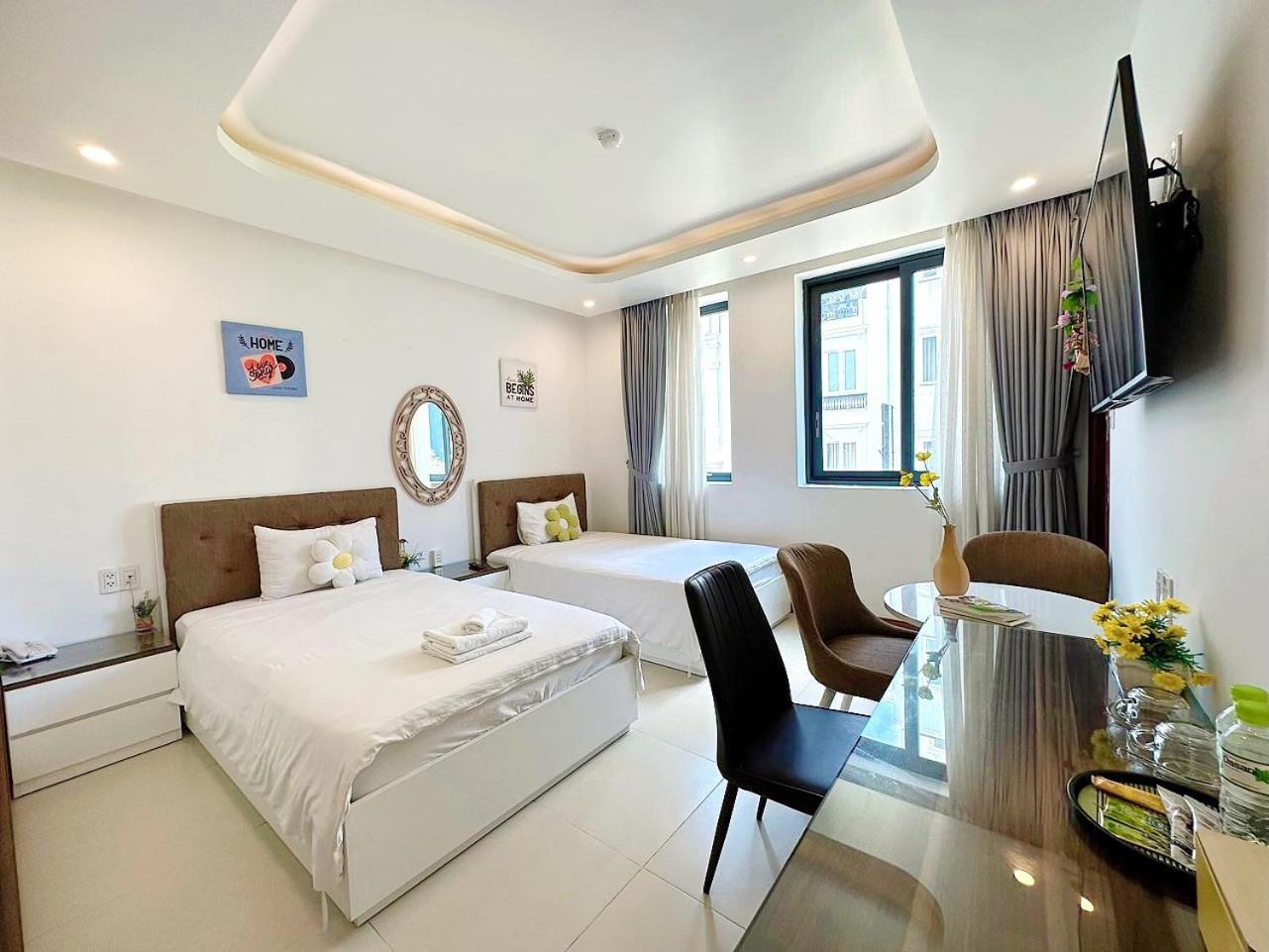 Twin Room With City View