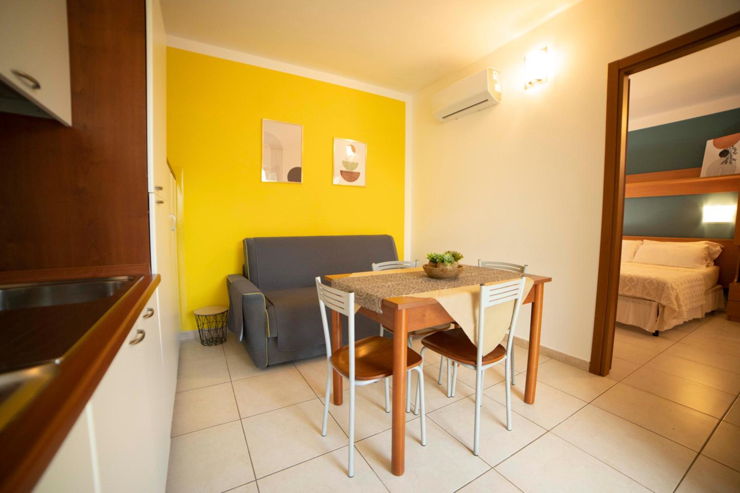 One-Bedroom Apartment (4 Adults)