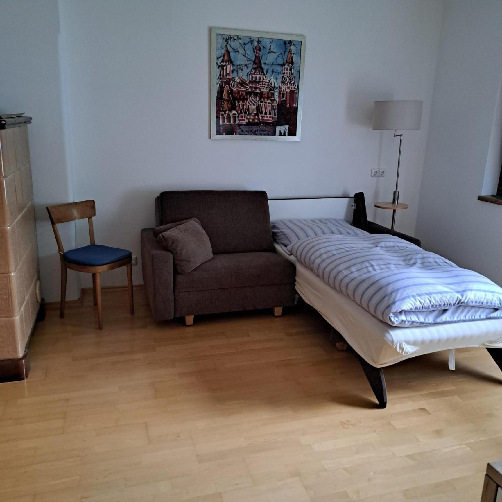Two-Bedroom Apartment with Mountain View photo 3
