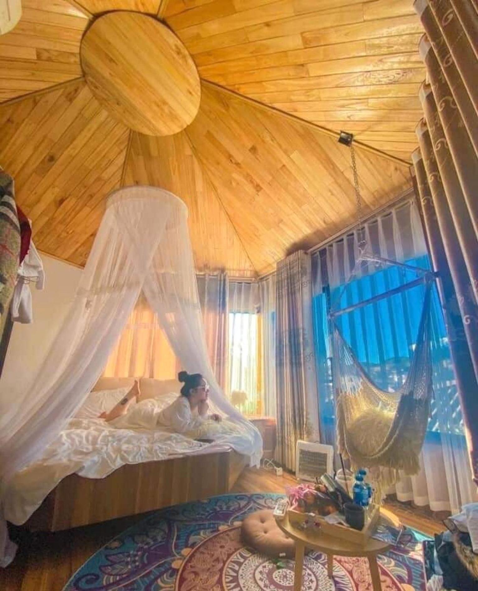 King Room with Mountain View photo 1