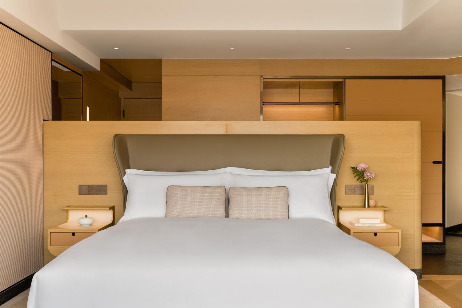 Studio King Suite with Harbor View and Club Access