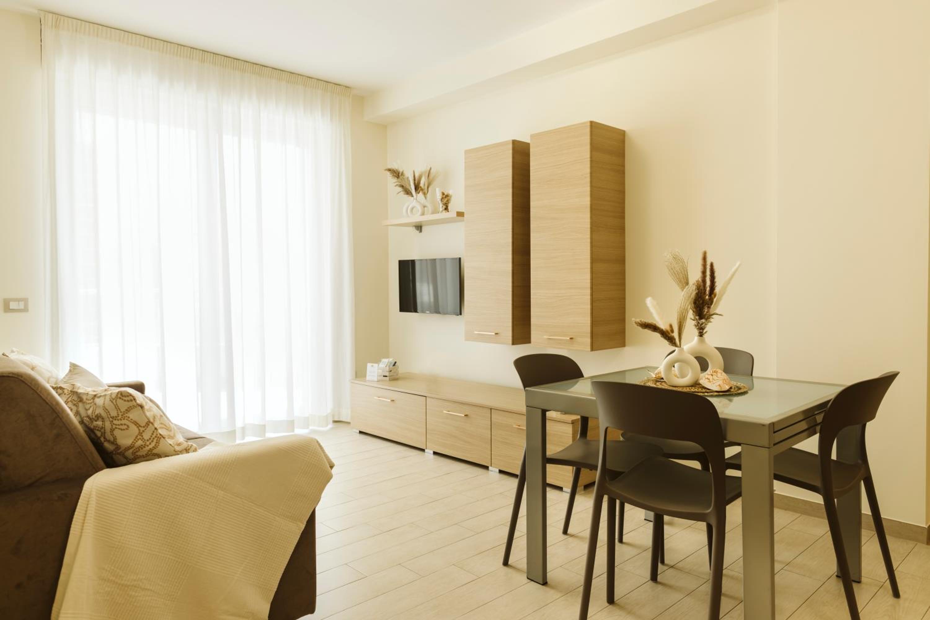 One-Bedroom Apartment
