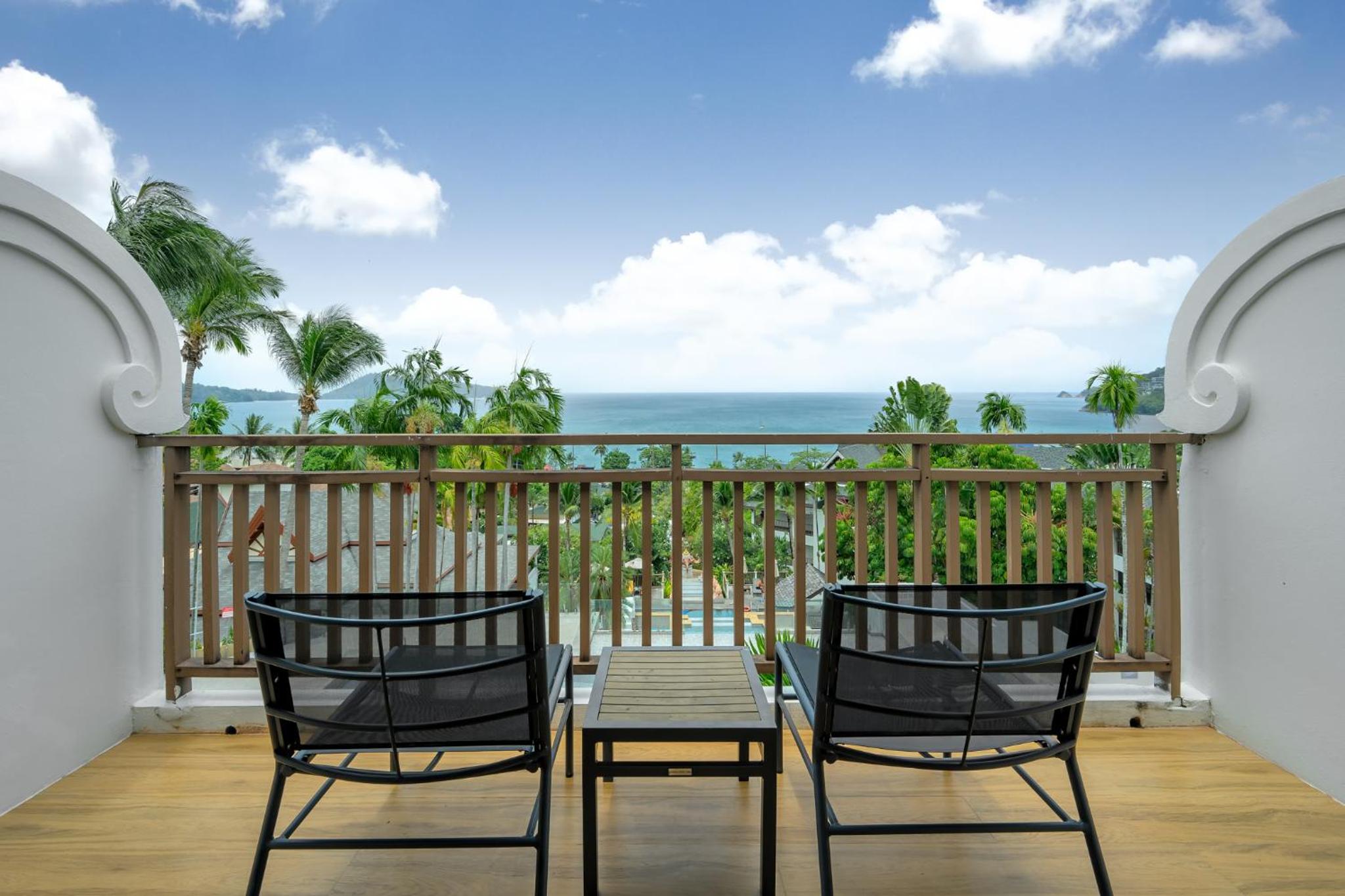 Grand Deluxe Seaview - Photo 3