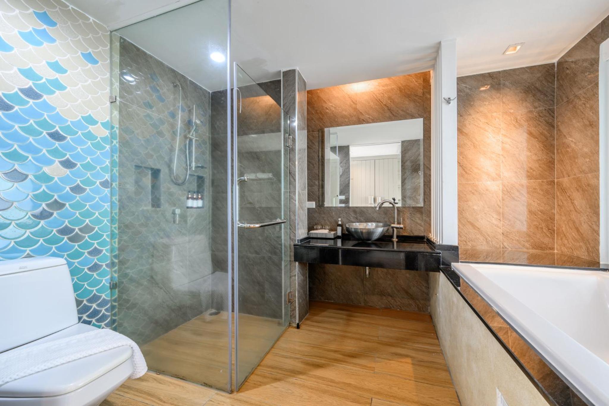Grand Deluxe Seaview - Photo 5