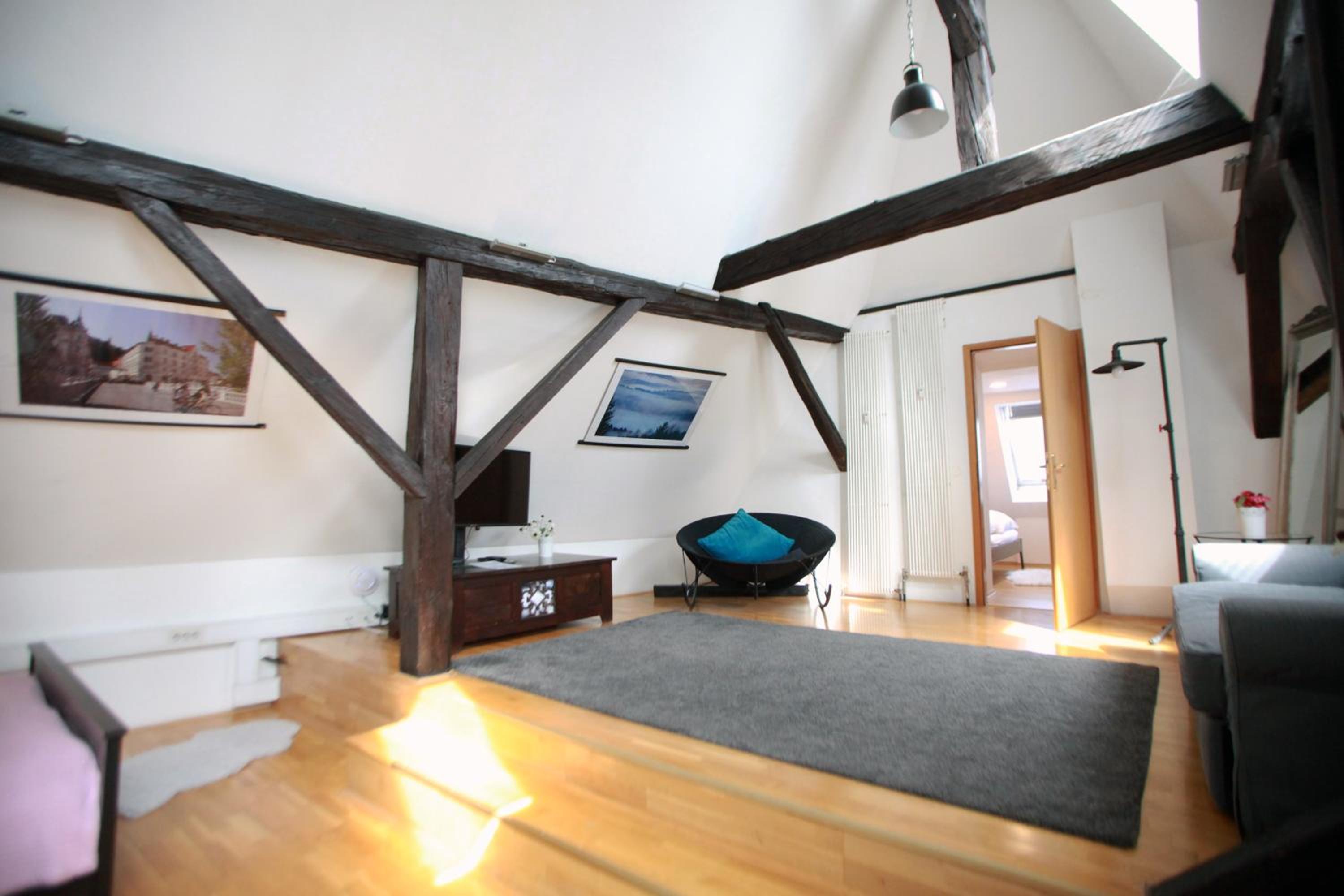 Loft - Photo 15