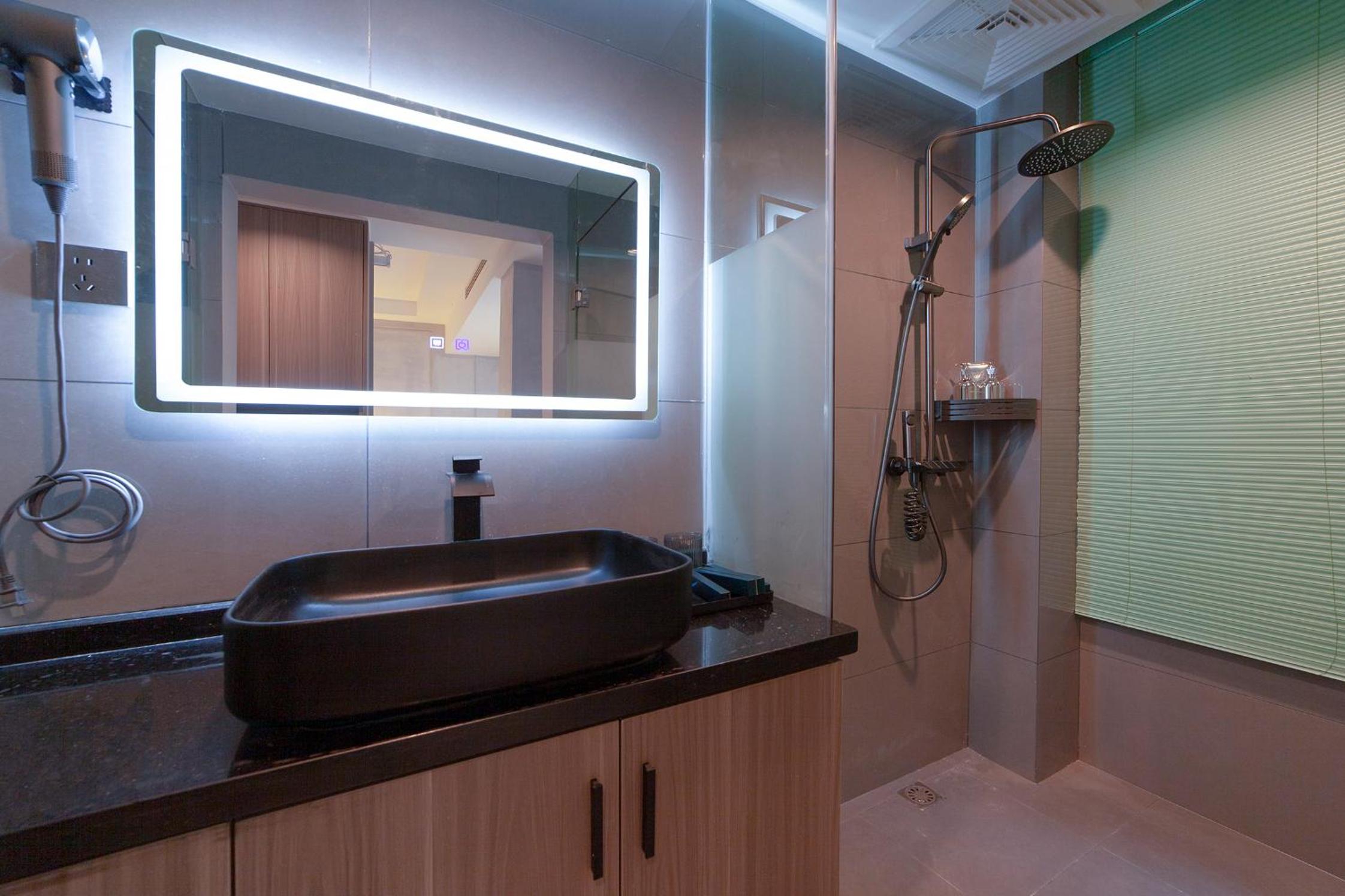 Queen Room with Spa Bath photo 2