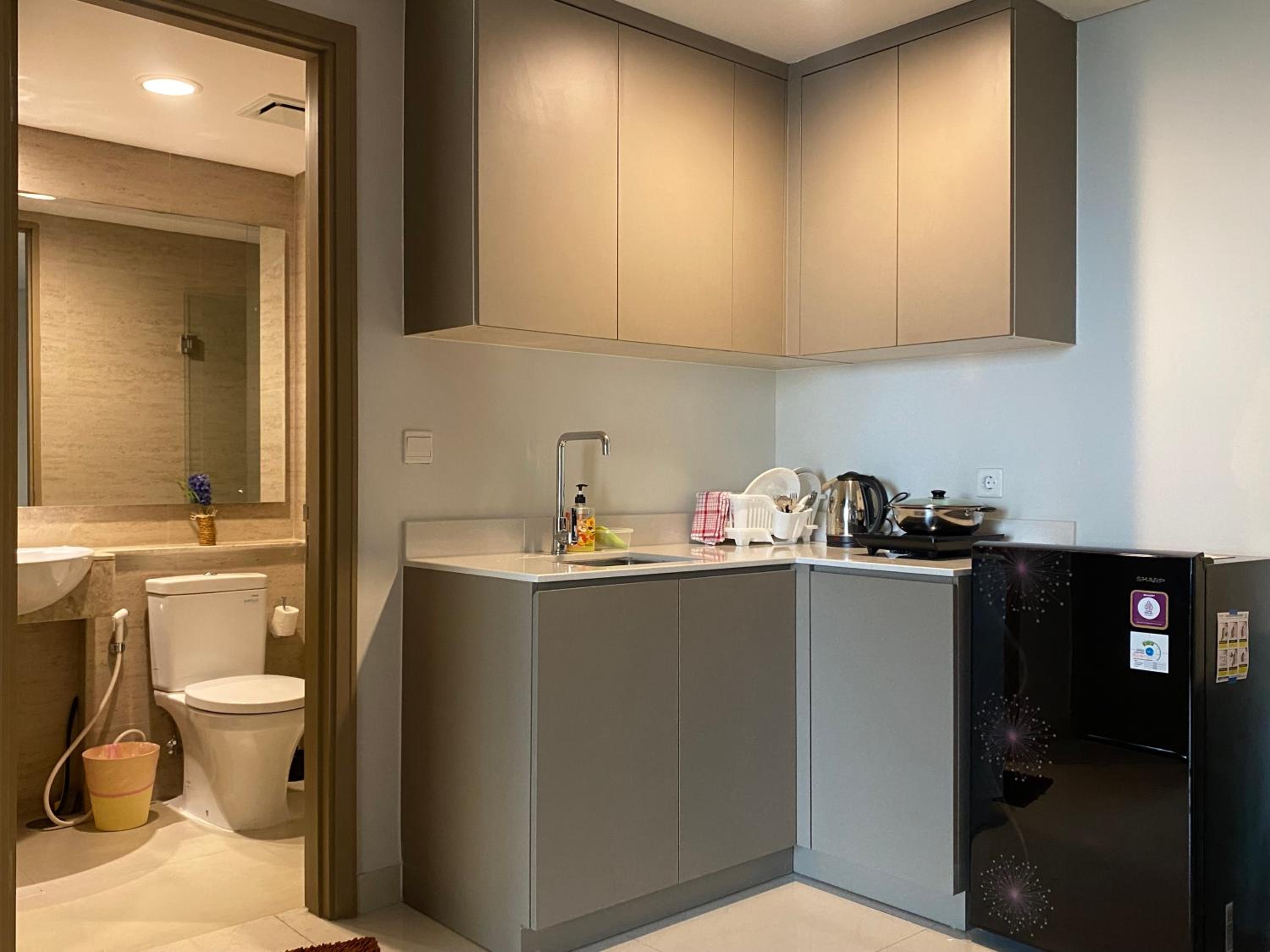 Two-Bedroom Apartment with Water View - Photo 17