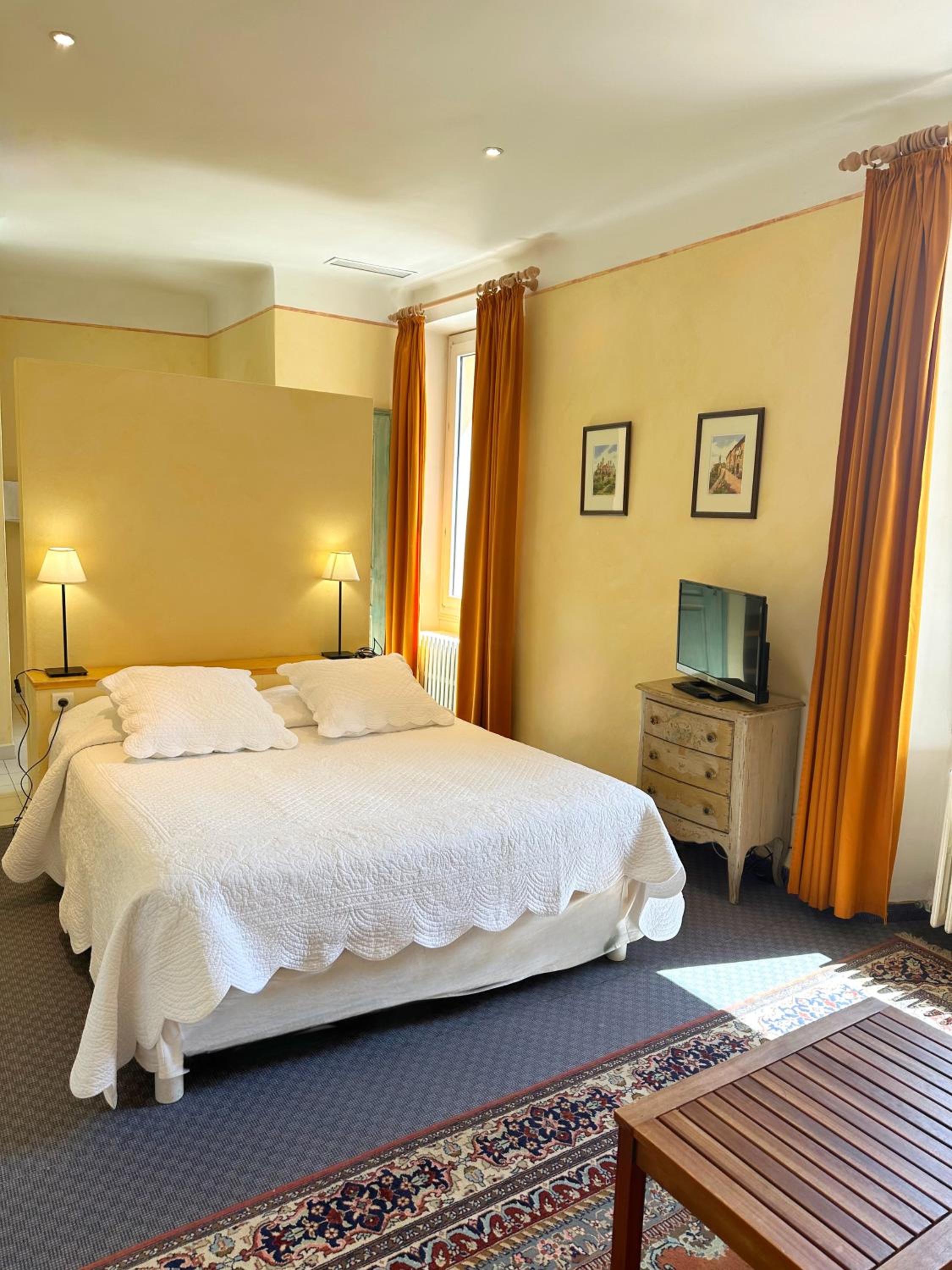 Superior Queen Room