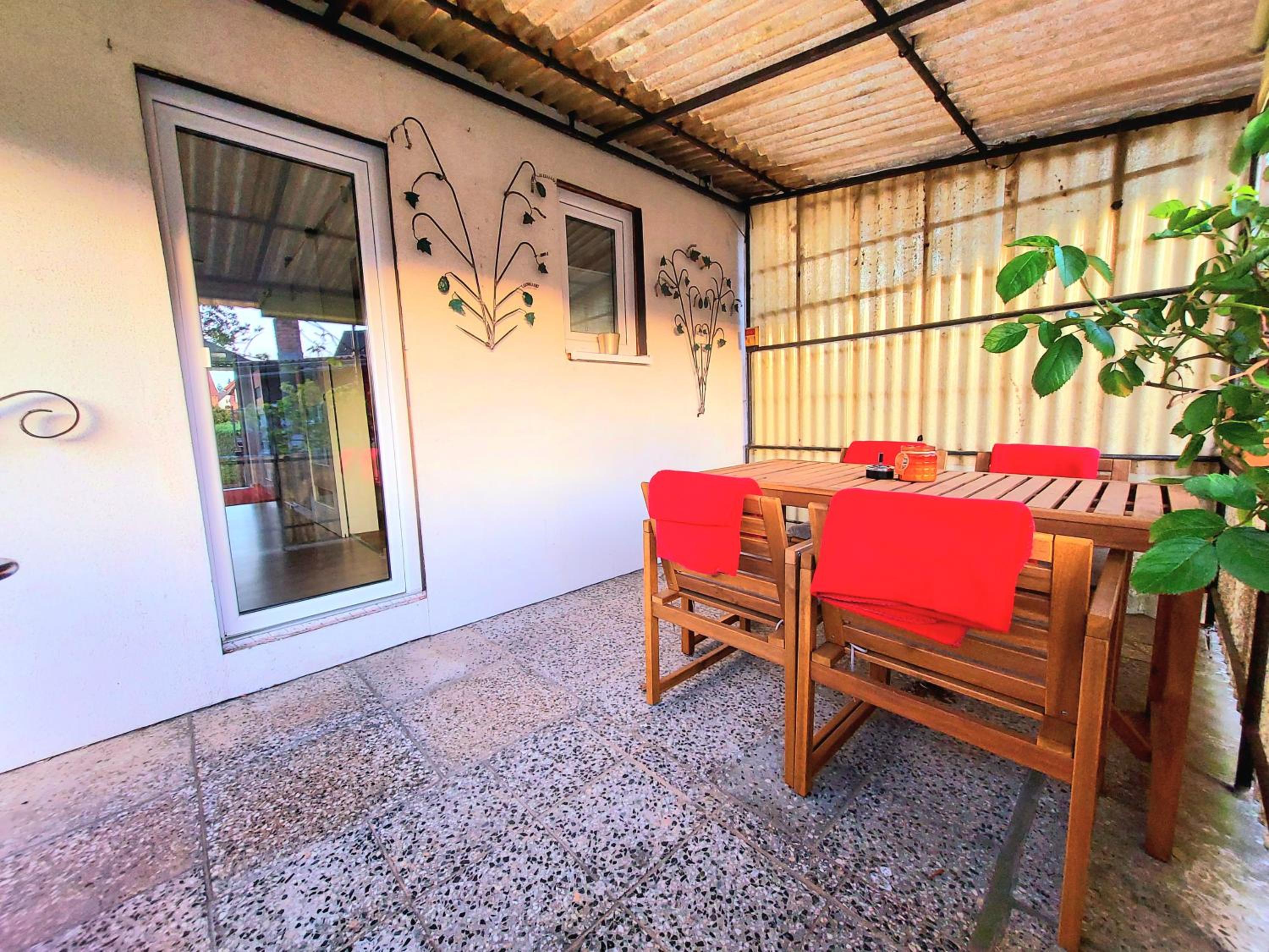 Two-Bedroom House photo 2