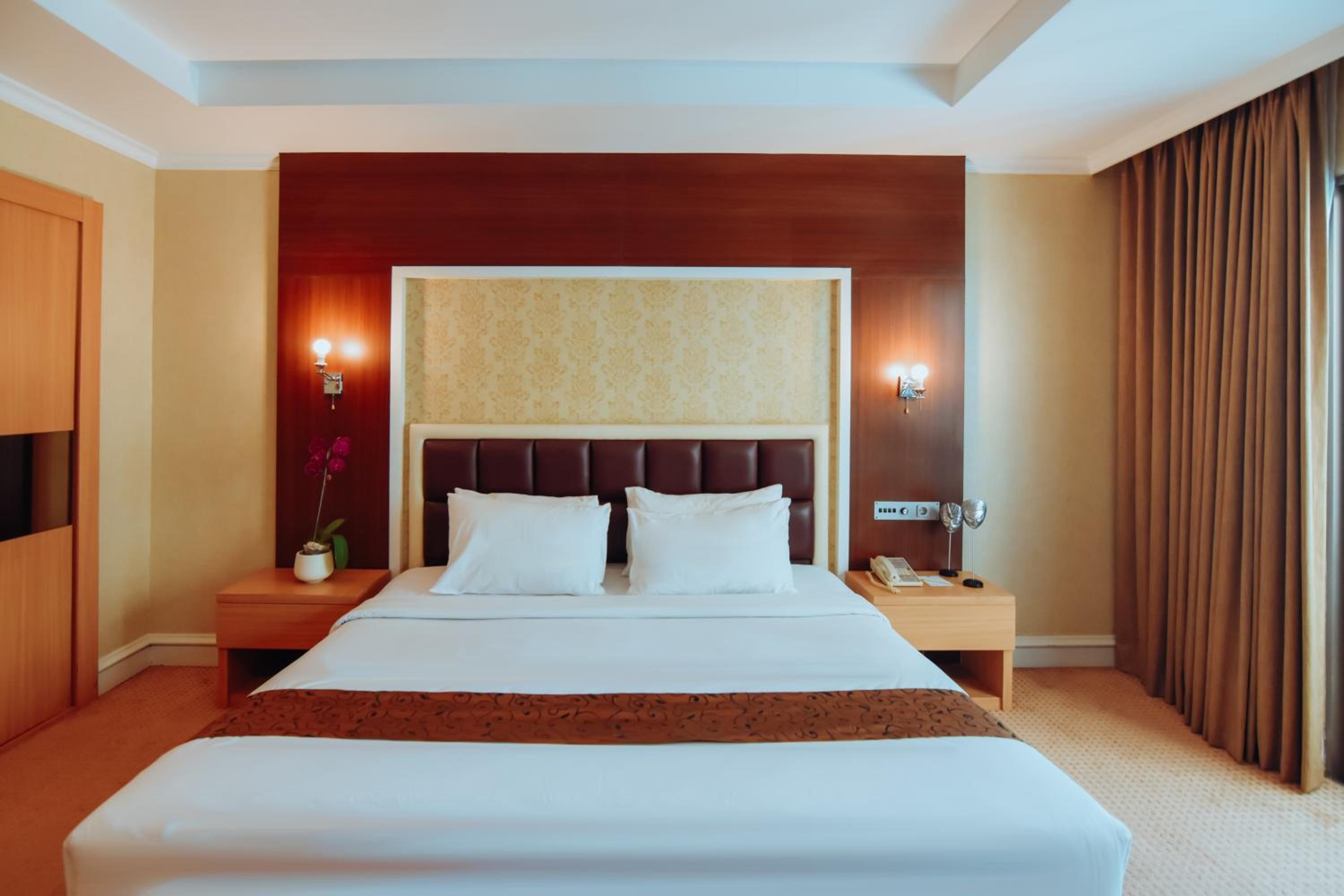 Deluxe Suite - Photo 3
