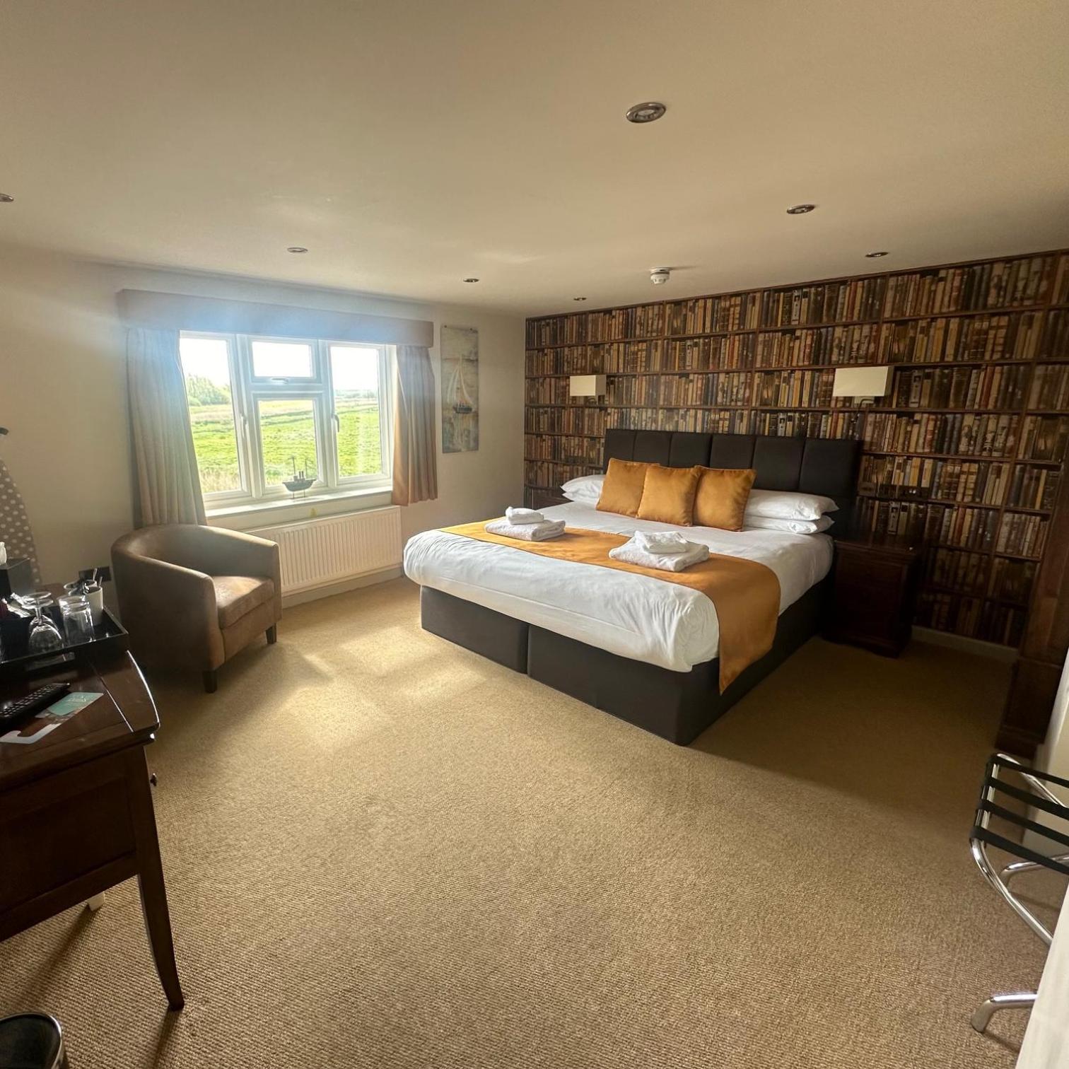 Deluxe King Room