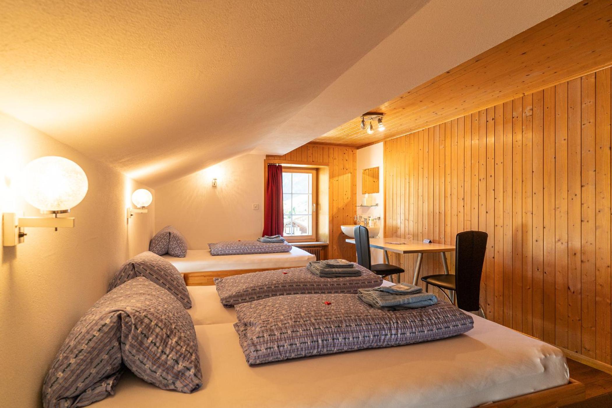 Double Room with Shared Bathroom 32